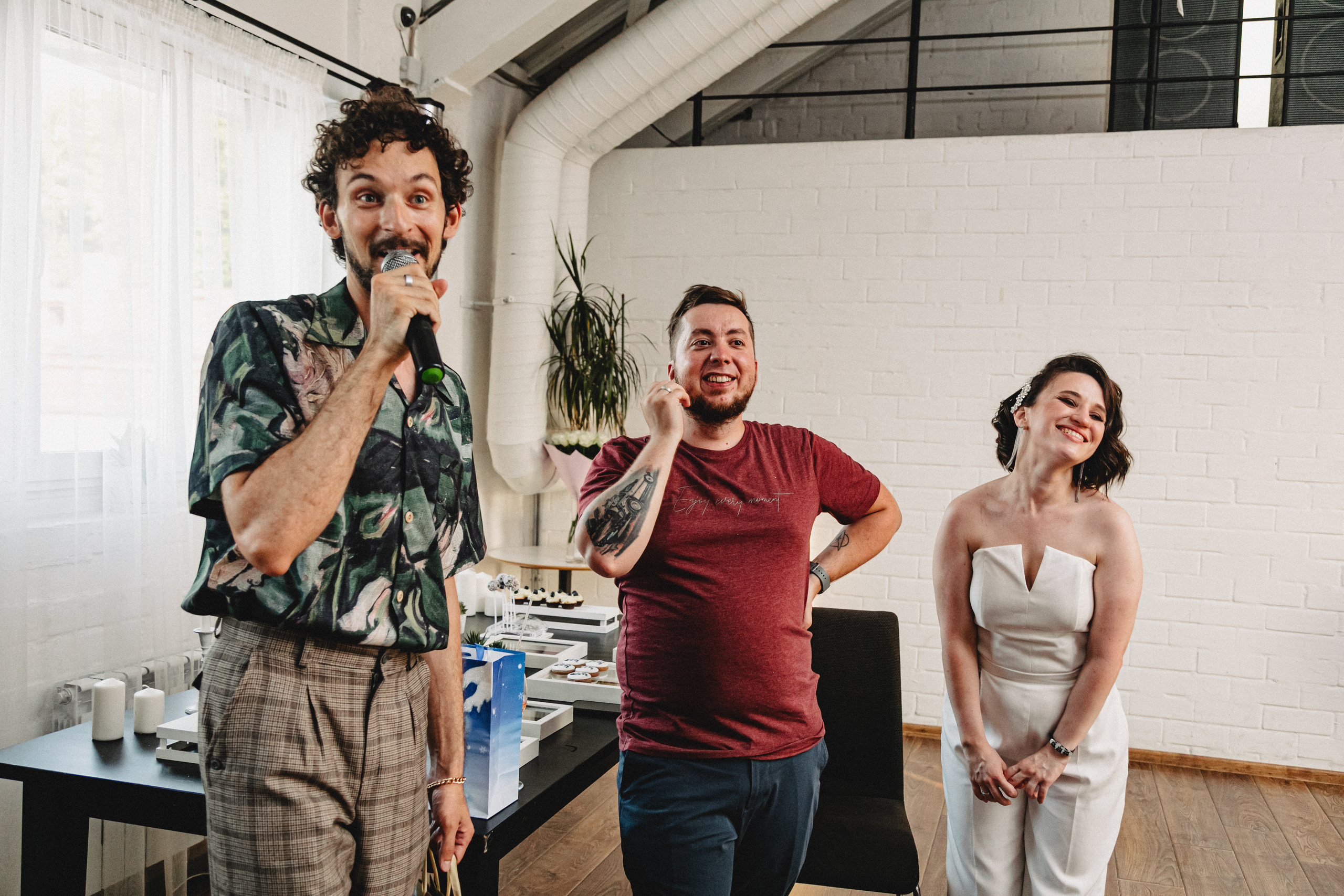 Свадьба Жени и Паши. С друзьями. Свадебный и семейный фотограф Женя Добрянская в Нижнем Новгороде