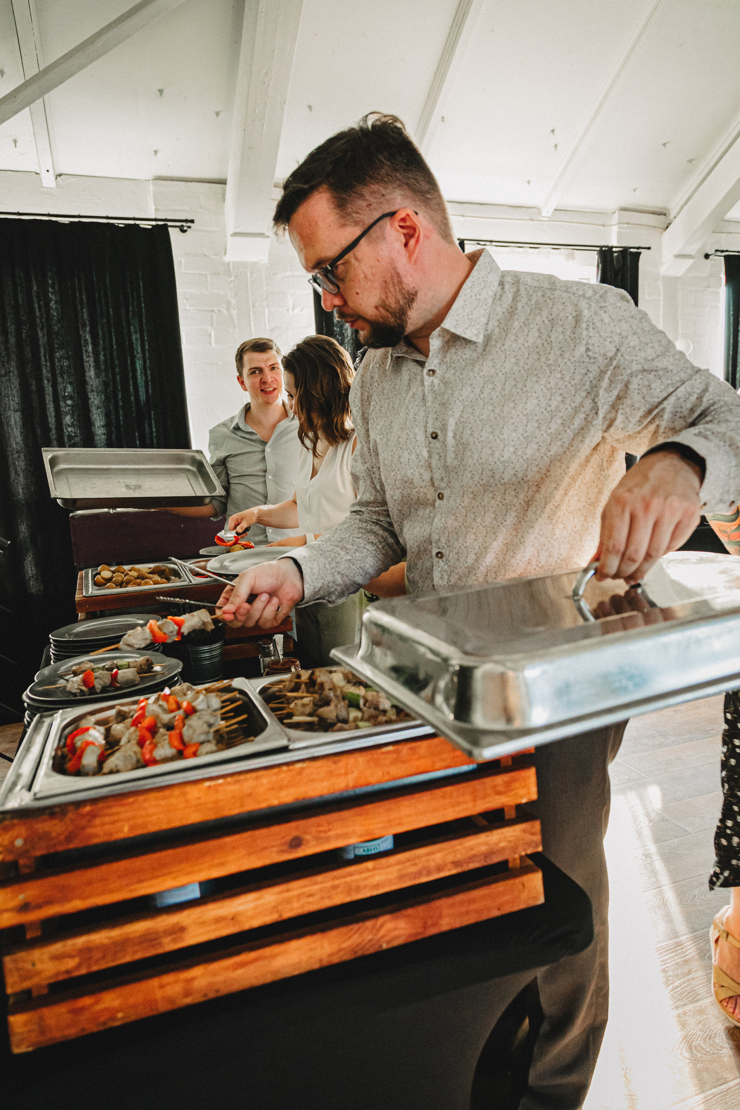 Свадьба Жени и Паши. С друзьями. Свадебный и семейный фотограф Женя Добрянская в Нижнем Новгороде