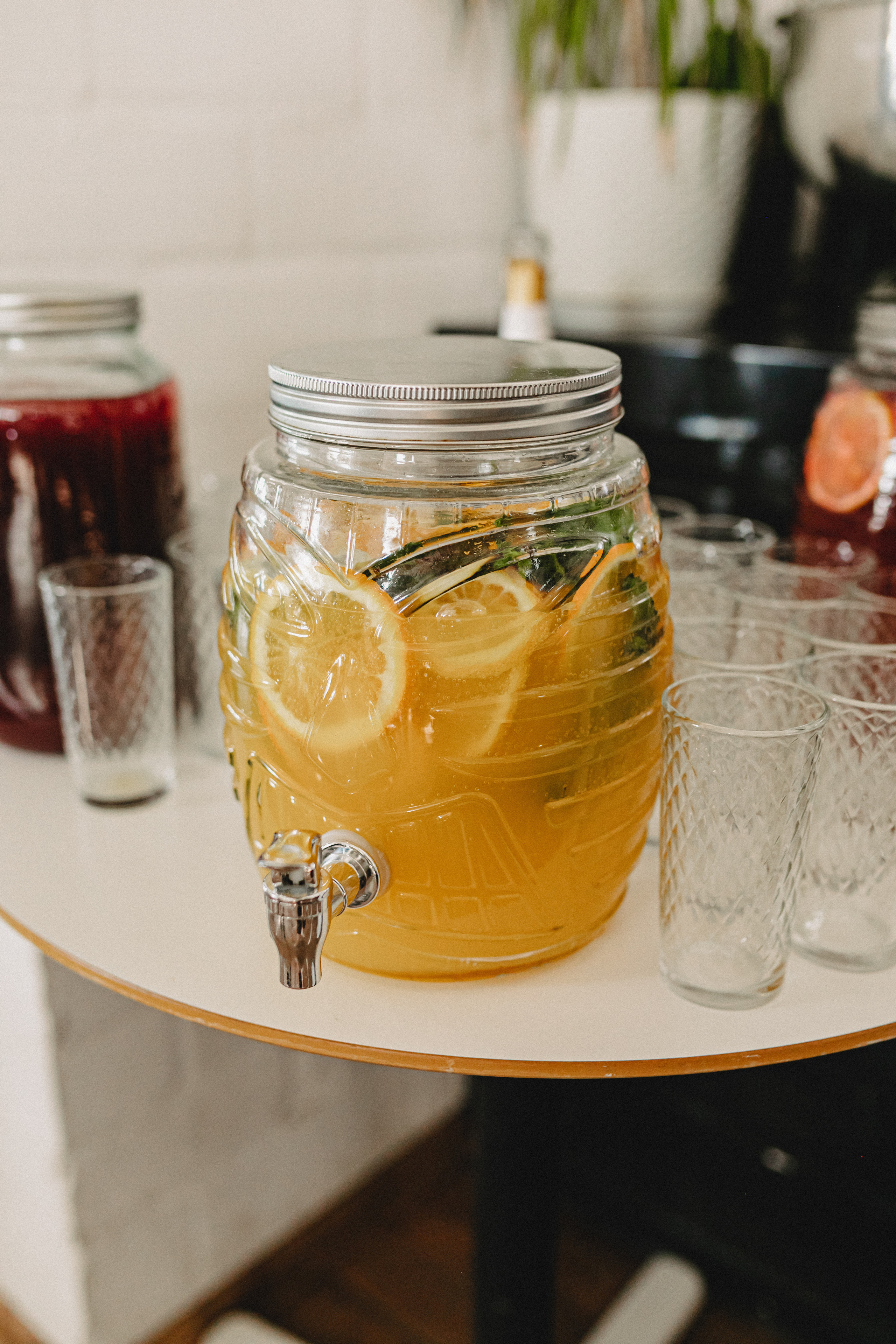 Свадьба Жени и Паши. С друзьями. Свадебный и семейный фотограф Женя Добрянская в Нижнем Новгороде