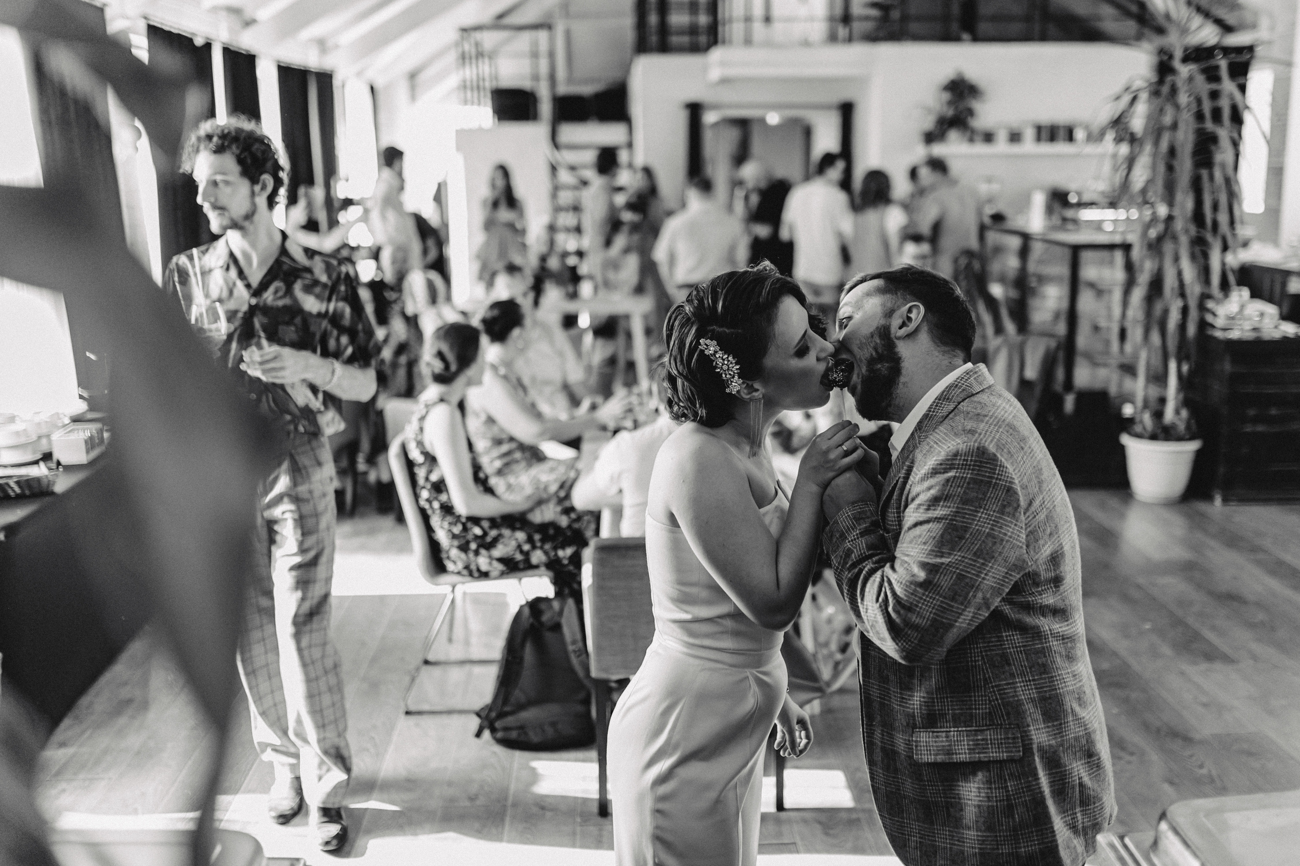 Свадьба Жени и Паши. С друзьями. Свадебный и семейный фотограф Женя Добрянская в Нижнем Новгороде