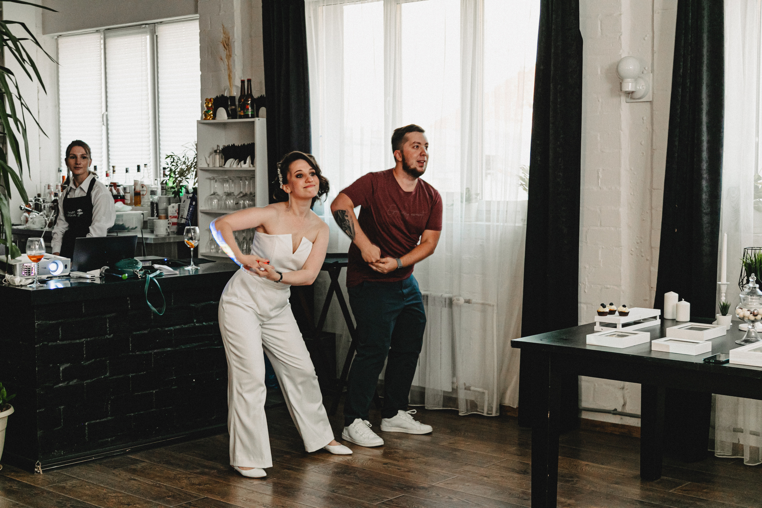 Свадьба Жени и Паши. С друзьями. Свадебный и семейный фотограф Женя Добрянская в Нижнем Новгороде