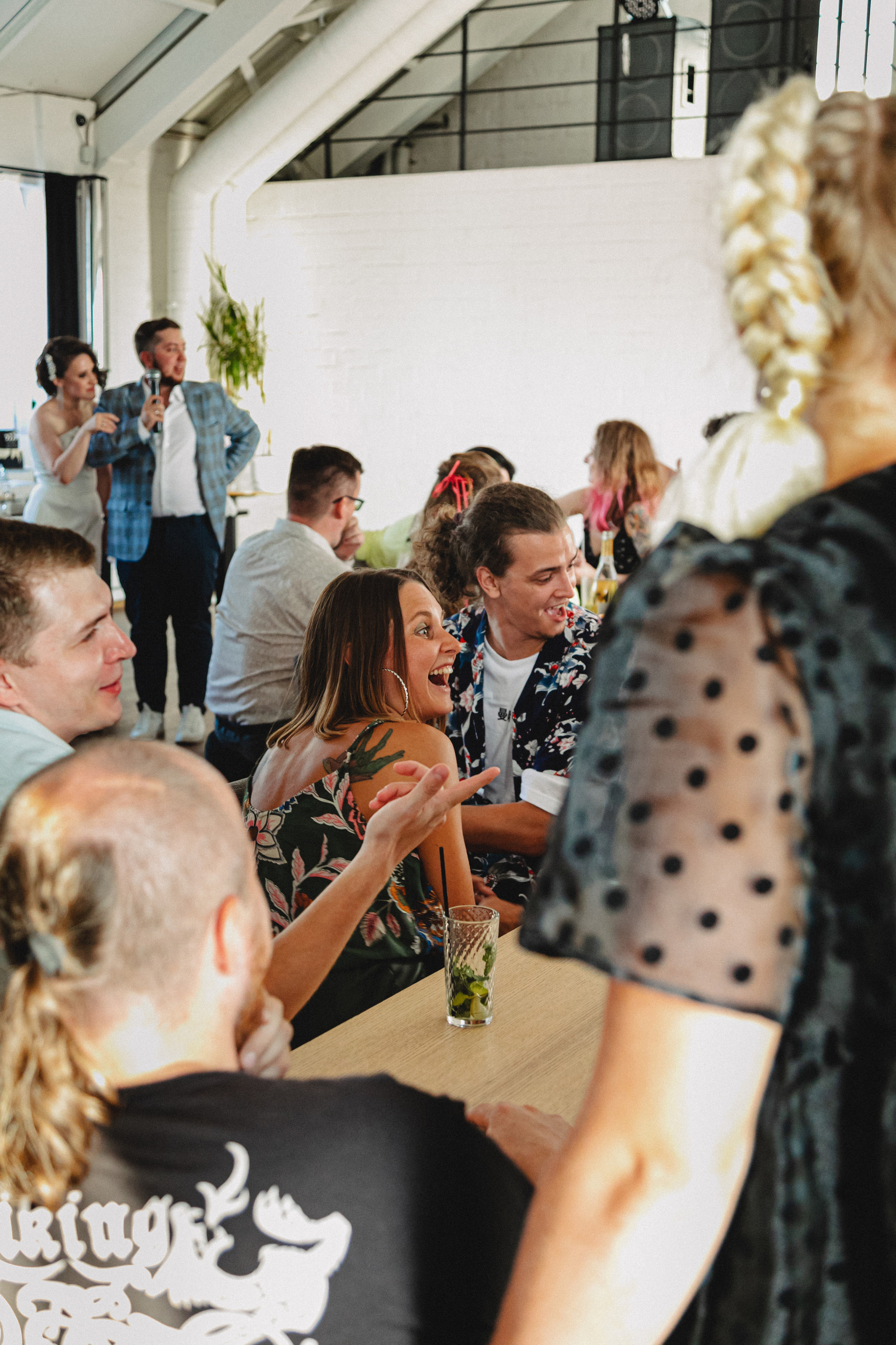 Свадьба Жени и Паши. С друзьями. Свадебный и семейный фотограф Женя Добрянская в Нижнем Новгороде