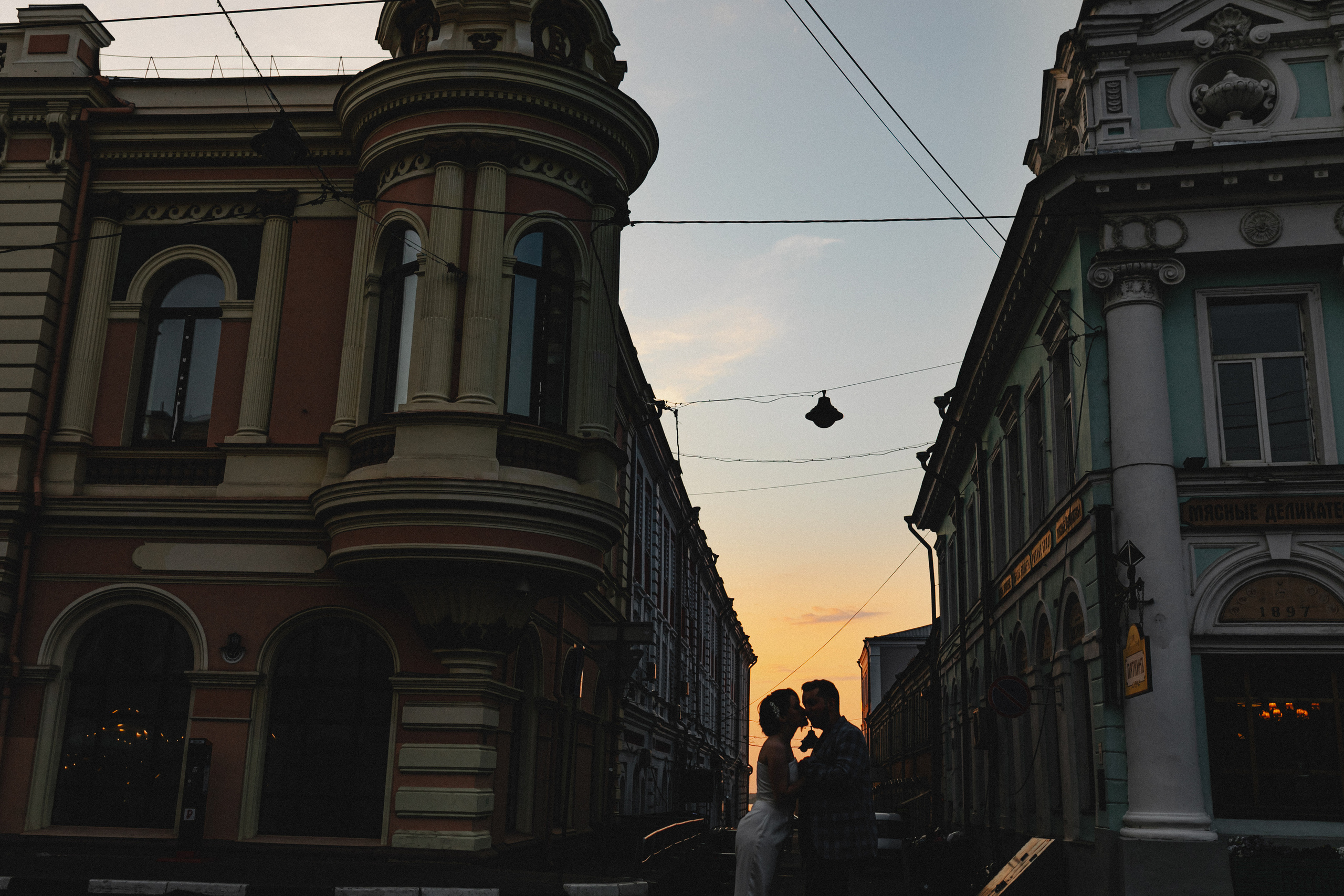 Свадьба Жени и Паши. С друзьями. Свадебный и семейный фотограф Женя Добрянская в Нижнем Новгороде