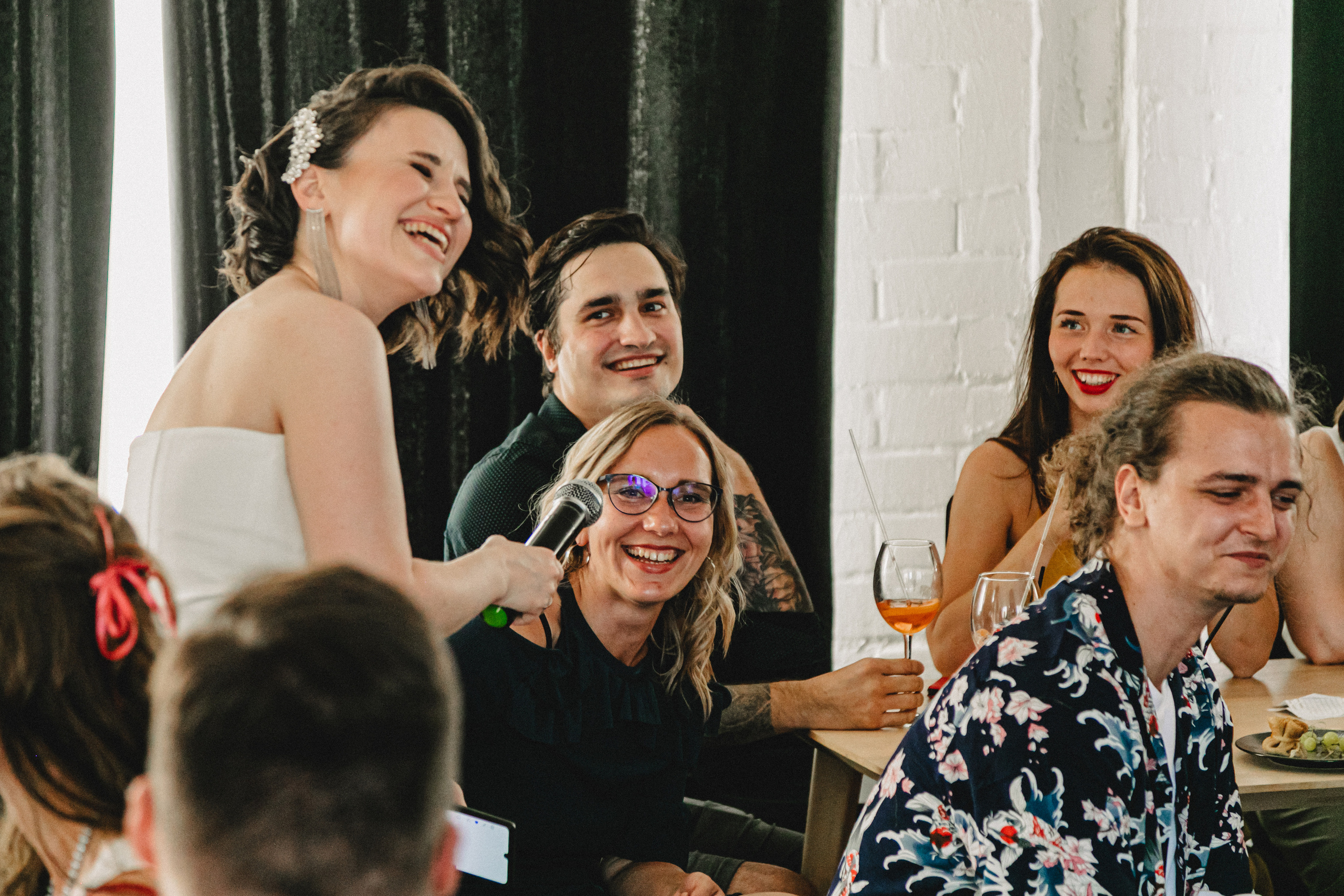 Свадьба Жени и Паши. С друзьями. Свадебный и семейный фотограф Женя Добрянская в Нижнем Новгороде