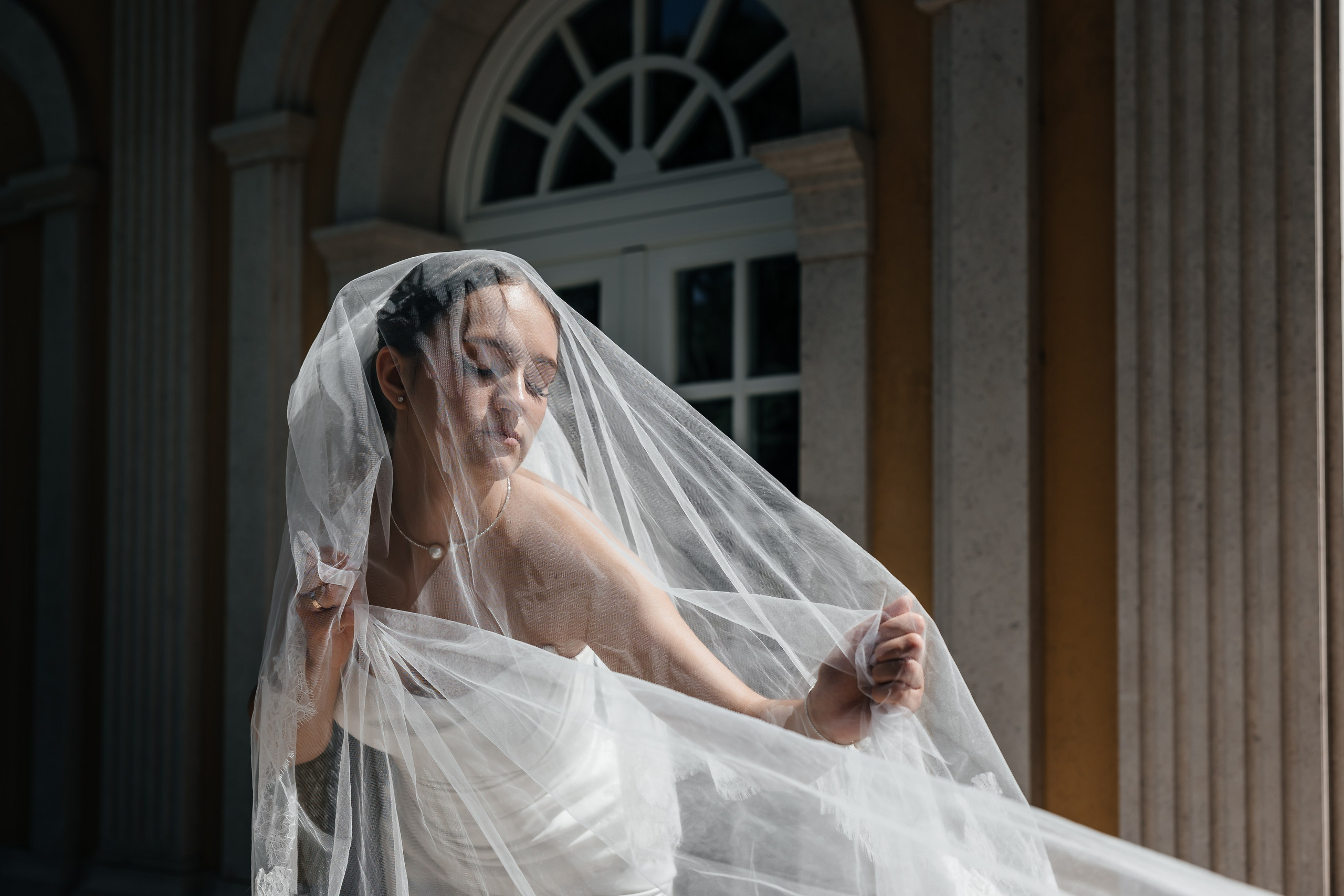 Анонс свадьбы Иры и Никиты. Прогулка в отеле Крымский Бриз. Свадебный фотограф в Крыму и Севастополе Ольга Баскакова