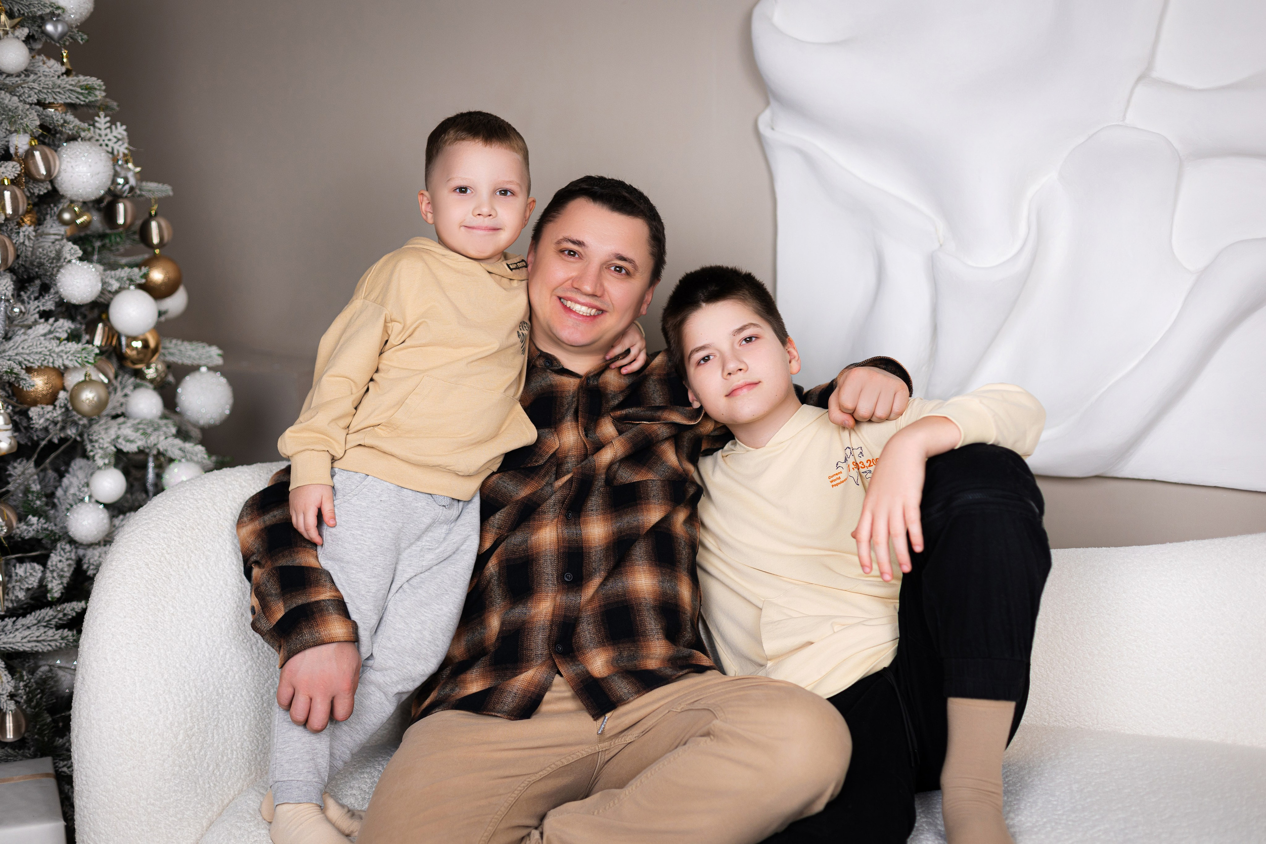 Наталья, Владимир, Лера, Матвей и Тимур. Фотограф ВИКА МЕДУЗА