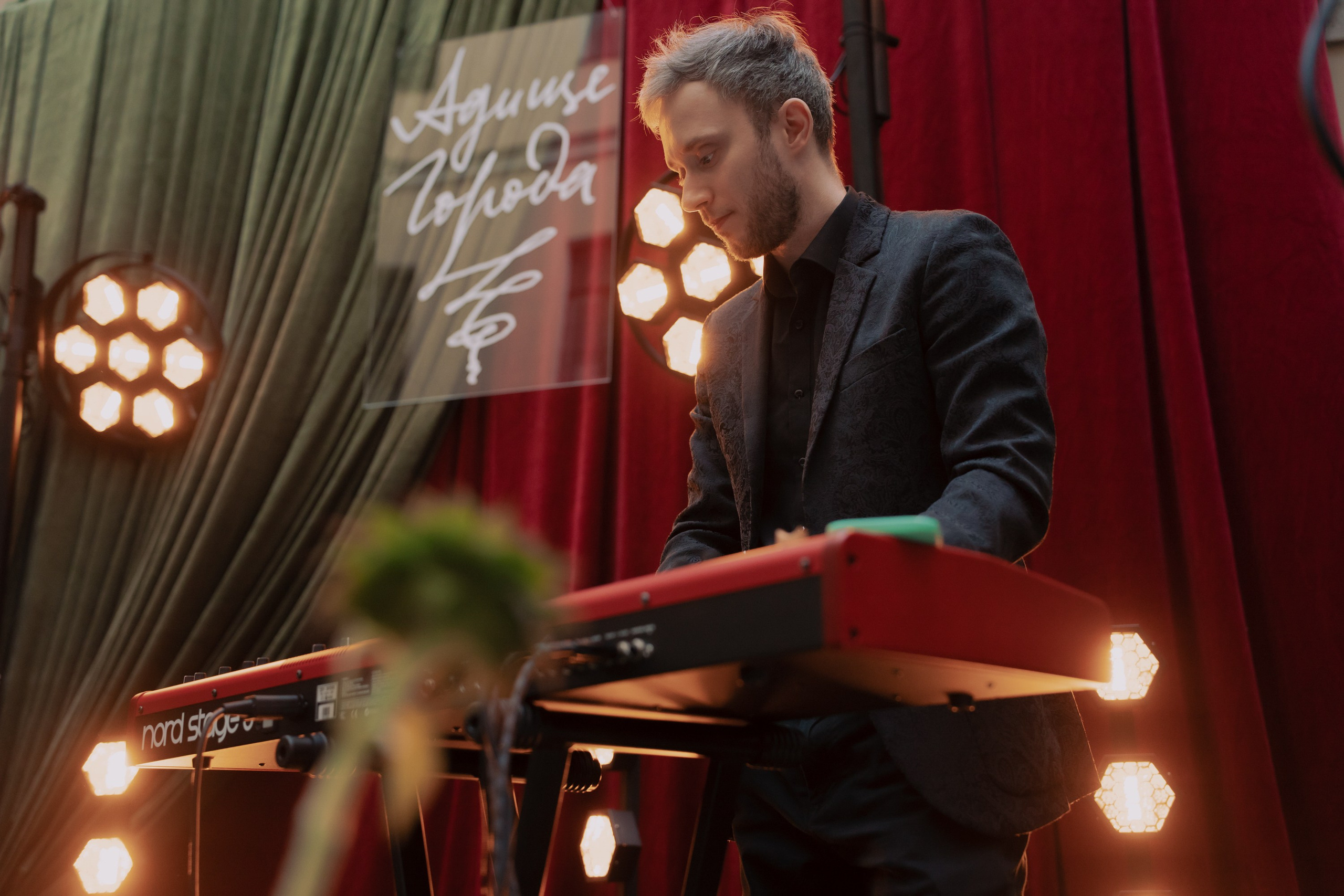 Адище города. Портретный и репортажный фотограф в Санкт-Петербурге Максим Пашков