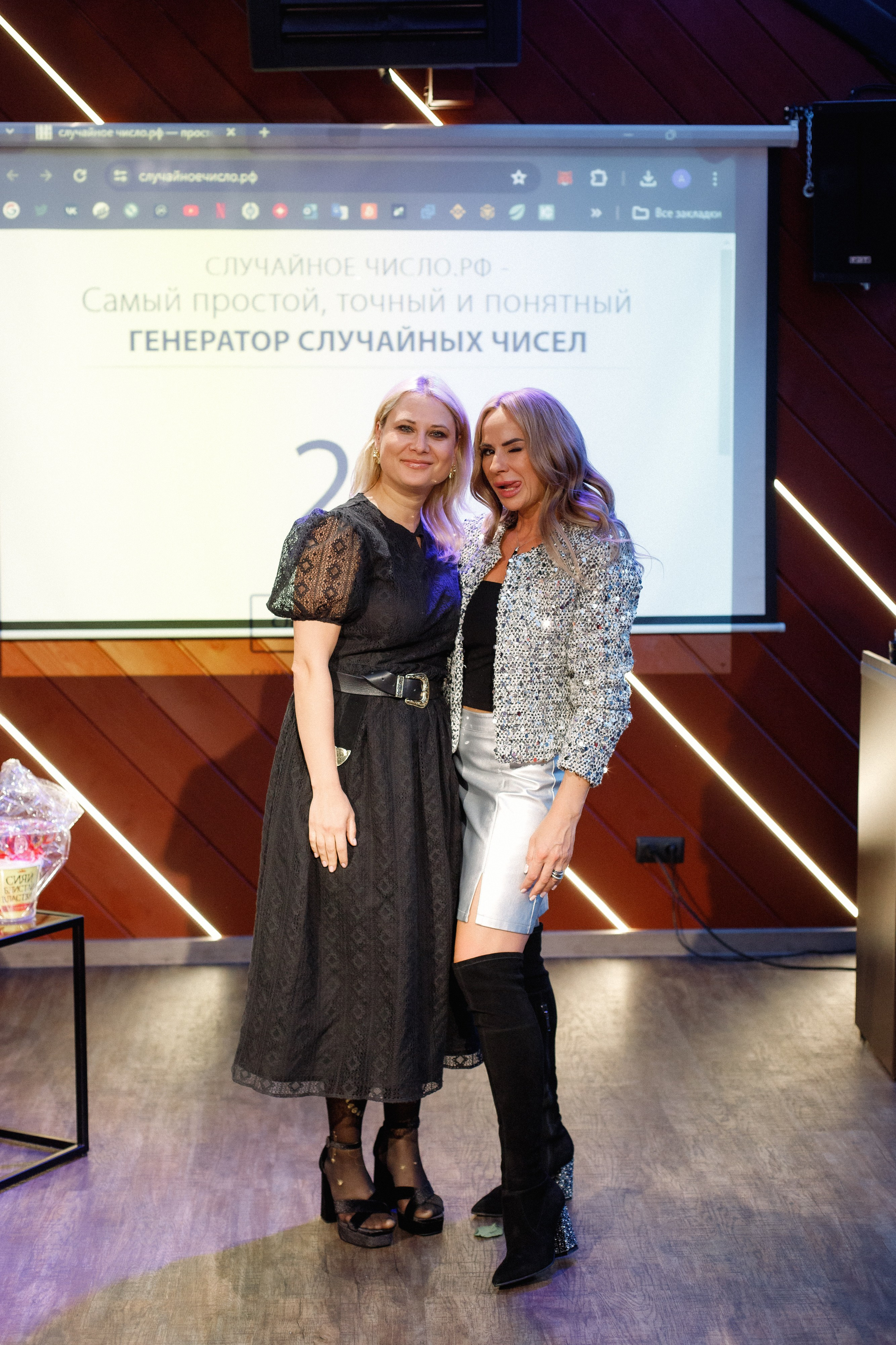 QUEEN KHV [12 ЛЕТ]. СВОИ. ФОТООТЧЕТЫ-СОБЫТИЯ-МЕСТА