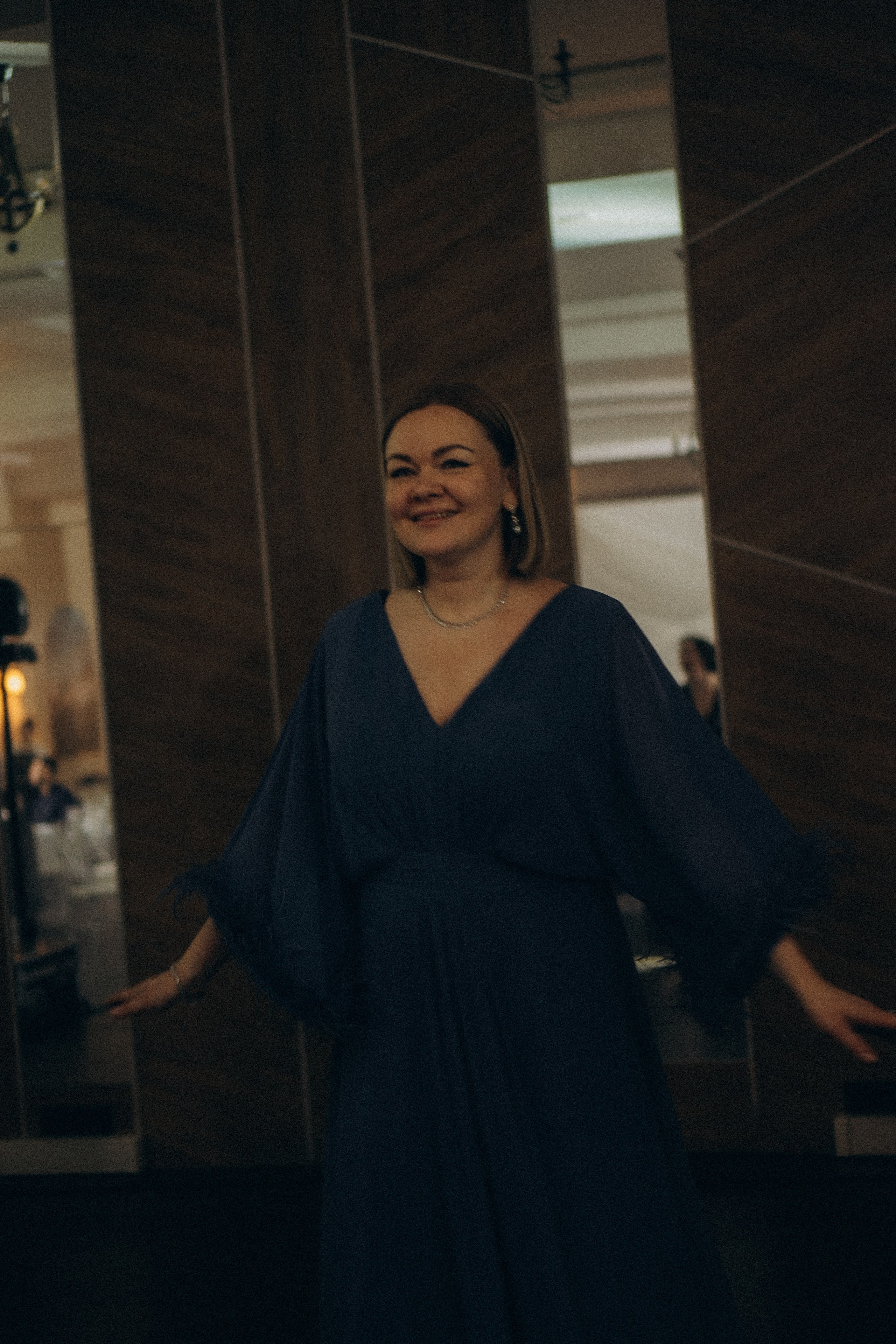 СВАДЕБНАЯ СЬЕМКА СБОРОВ В ОТЕЛЕ И ВЫЕЗД НА ЦЕРЕМОНИЮ (СНЯТО В СИБИРЕ В НИЖНЕВАРТОВСКЕ). Профессиональный фотограф, Санкт-Петербург — Виктория Богомолова