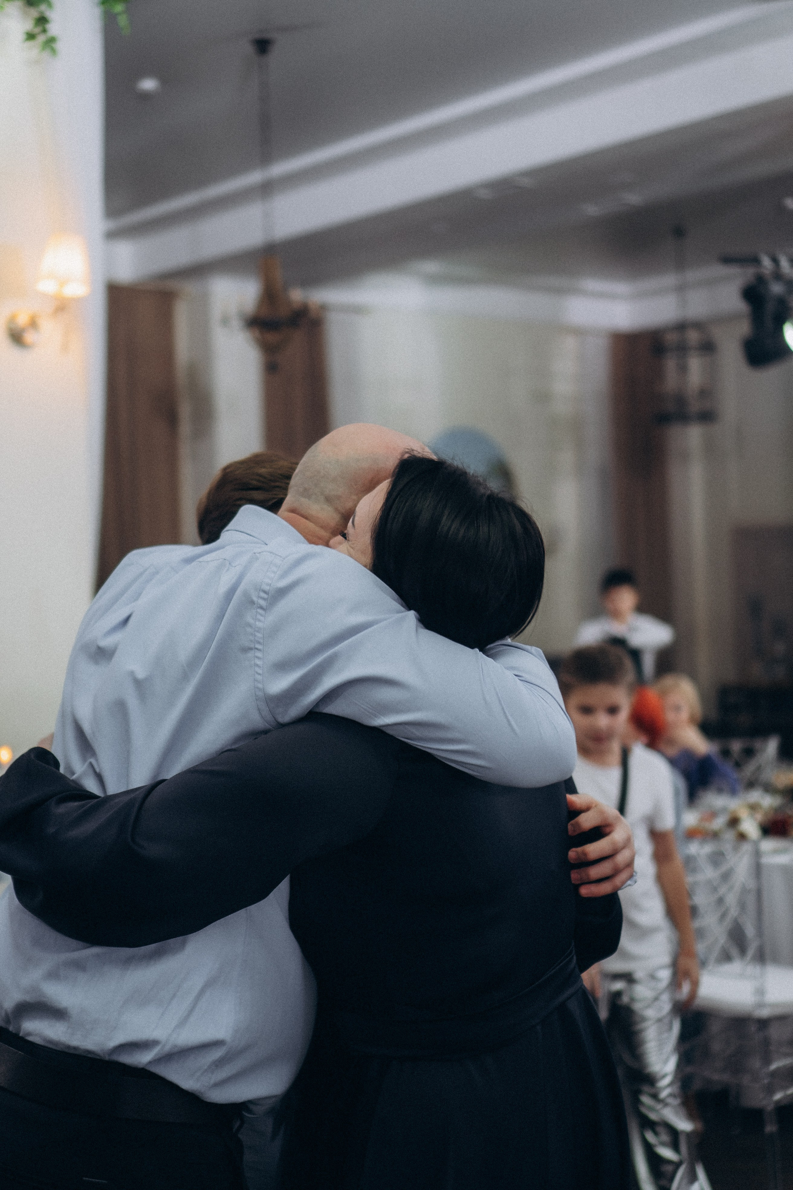 СВАДЕБНАЯ СЬЕМКА СБОРОВ В ОТЕЛЕ И ВЫЕЗД НА ЦЕРЕМОНИЮ (СНЯТО В СИБИРЕ В НИЖНЕВАРТОВСКЕ). Профессиональный фотограф, Санкт-Петербург — Виктория Богомолова