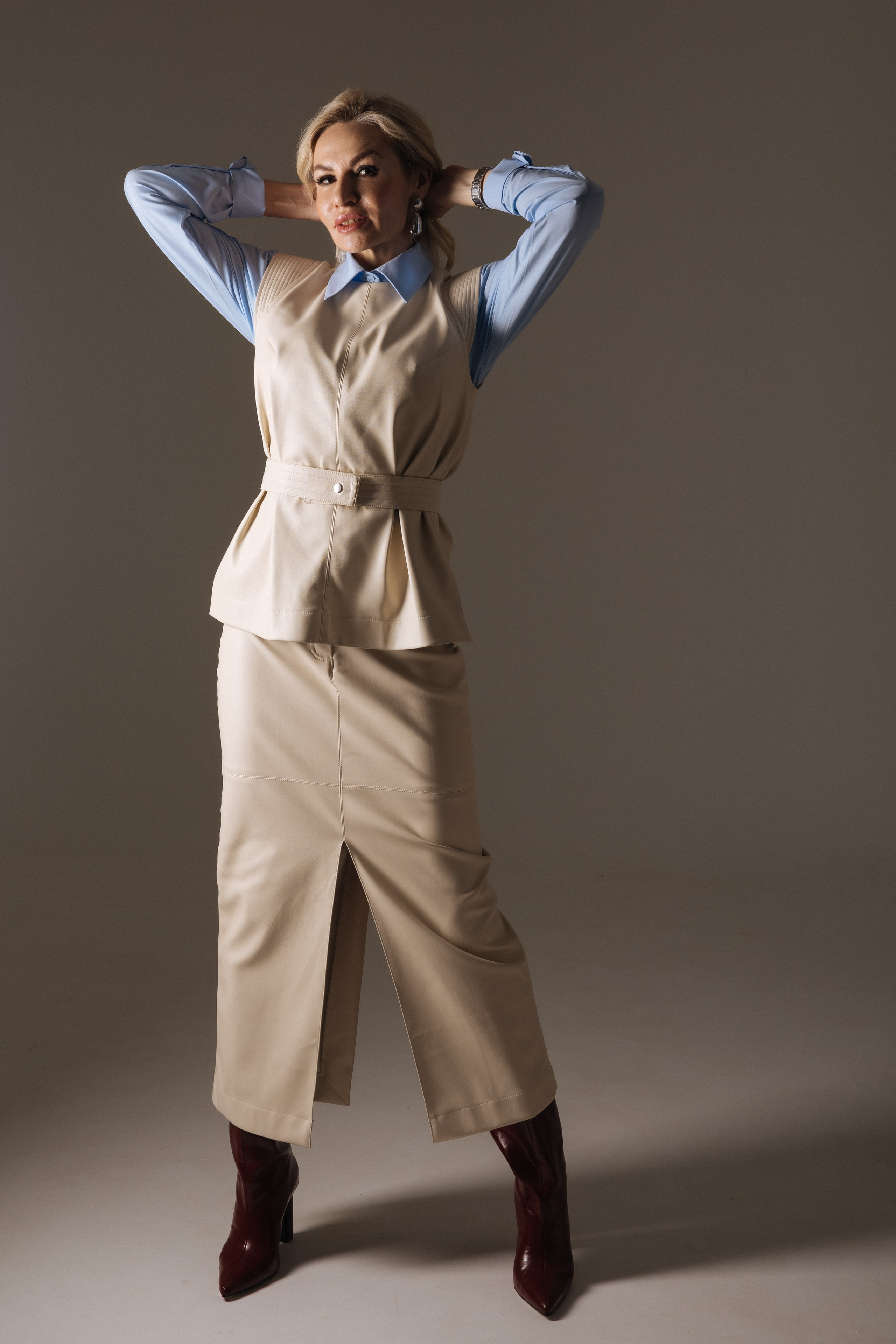 ЖЕНСКИЕ ПОРТРЕТЫ СТУДИЯ 2025. Фотограф Красноярск съемки лавстори, фотосессия в студии, портретная съемка, творческие фотосессии