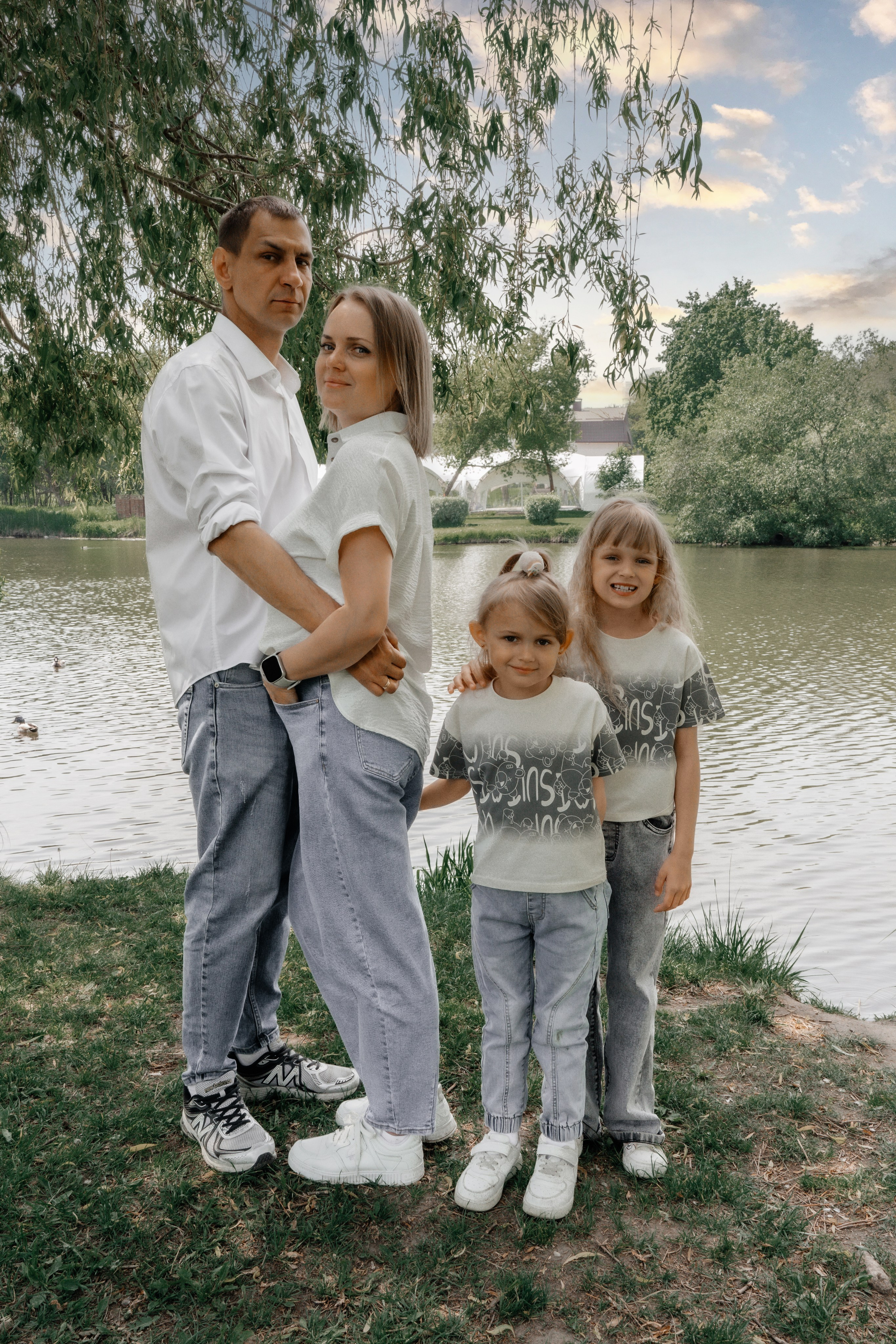 Семейная съемка в Лошицком парке. Ваш семейный фотограф в Минске — Вика Трегубова