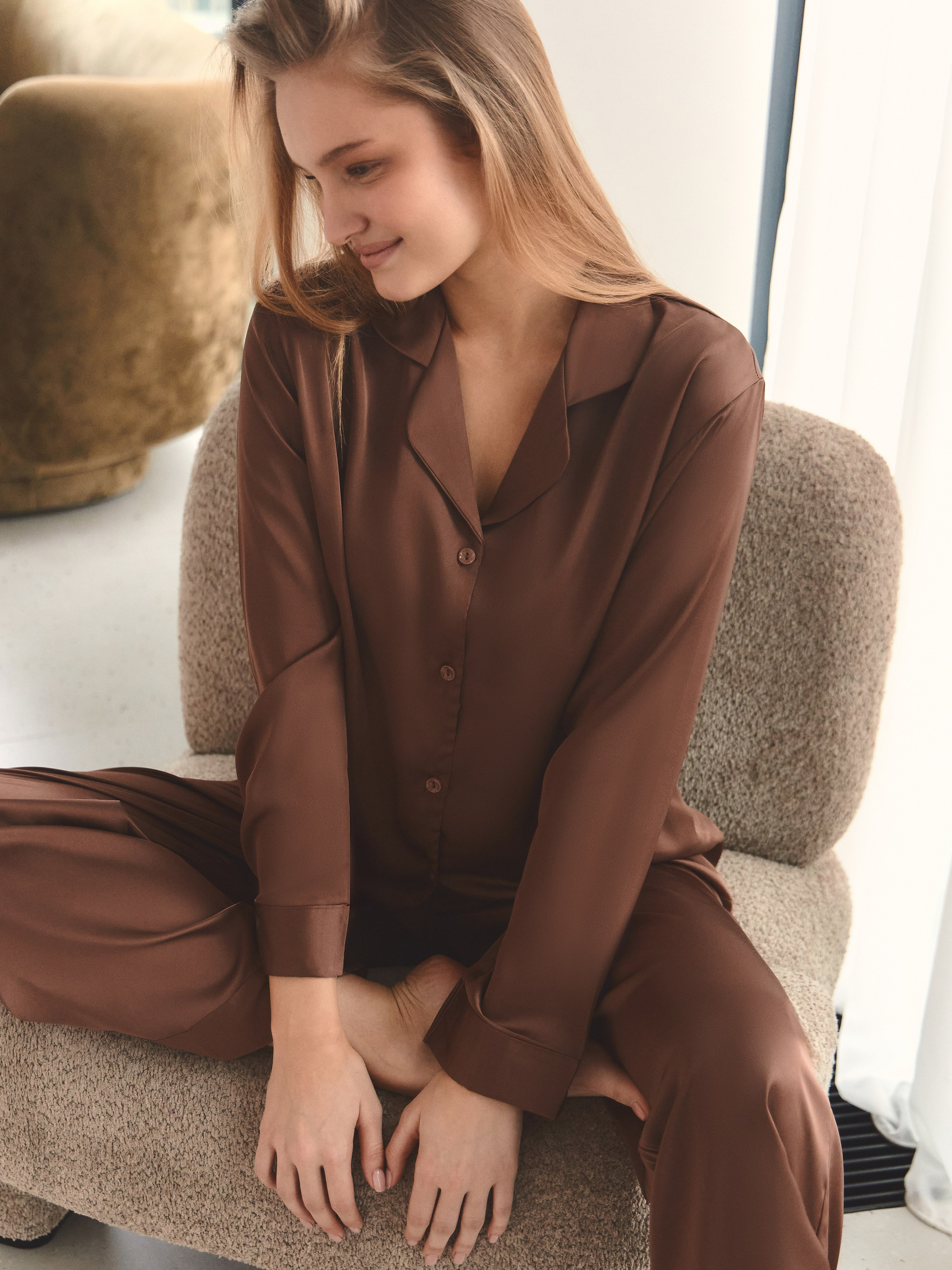 Бренд АКН. каталог в интерьере. Туманова Екатерина — коммерческий фотограф в Москве