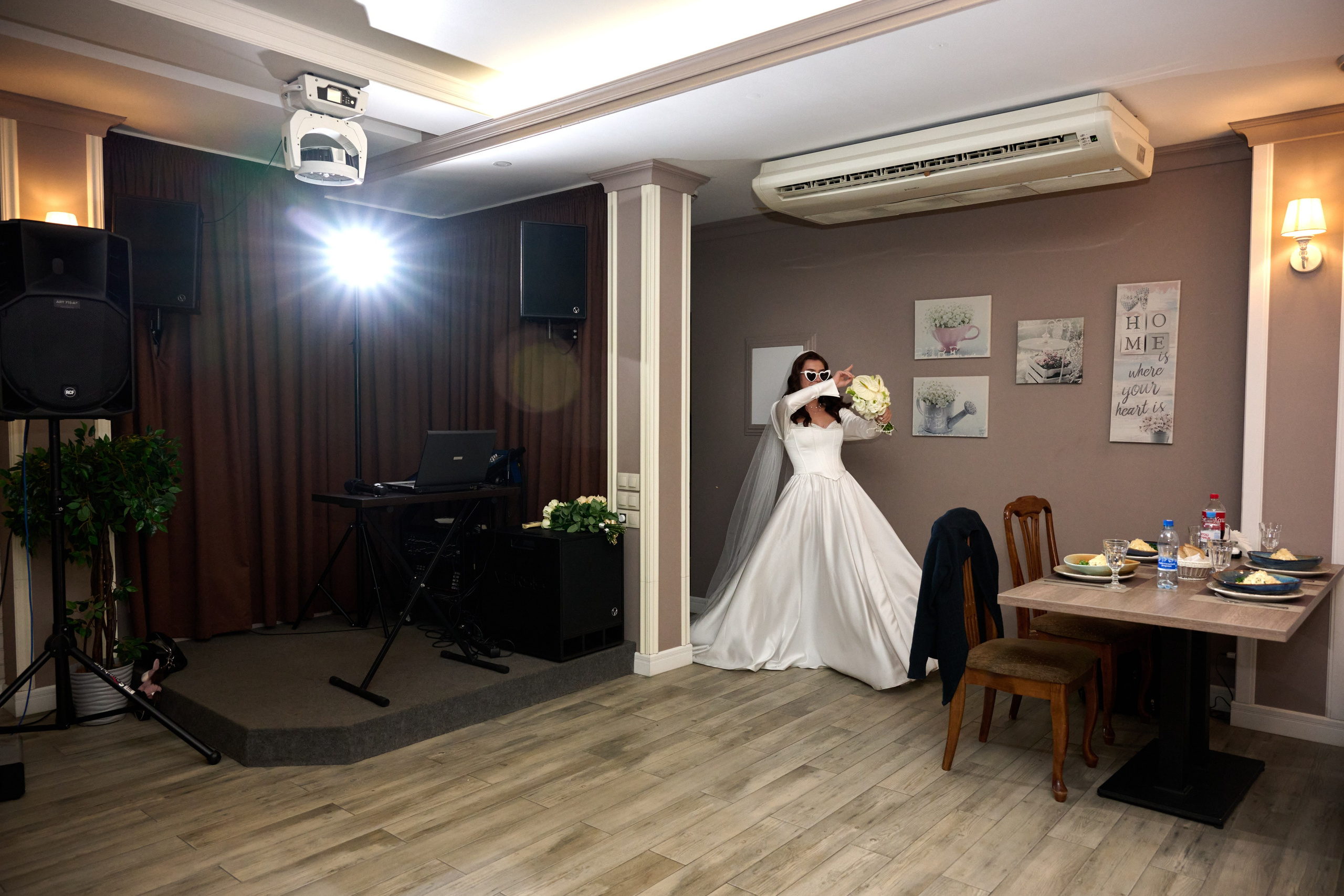 Свадьба Дениса и Валерии в Старом Осколе. Профессиональный фотограф Старый Оскол, Губкин — свадьба, венчание, крещение, юбилей и день рождения