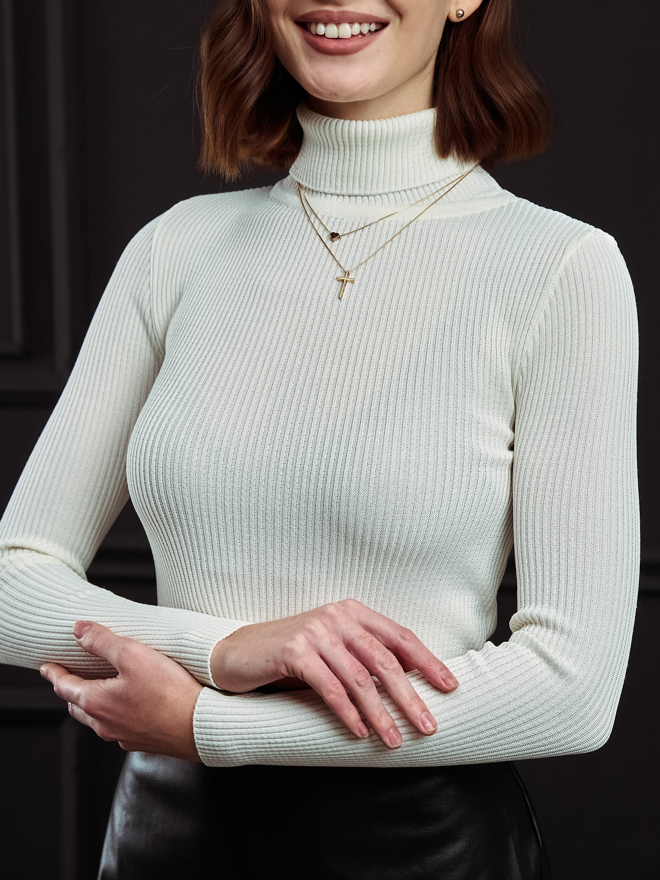 Фотосъёмка женских водолазок для OZON