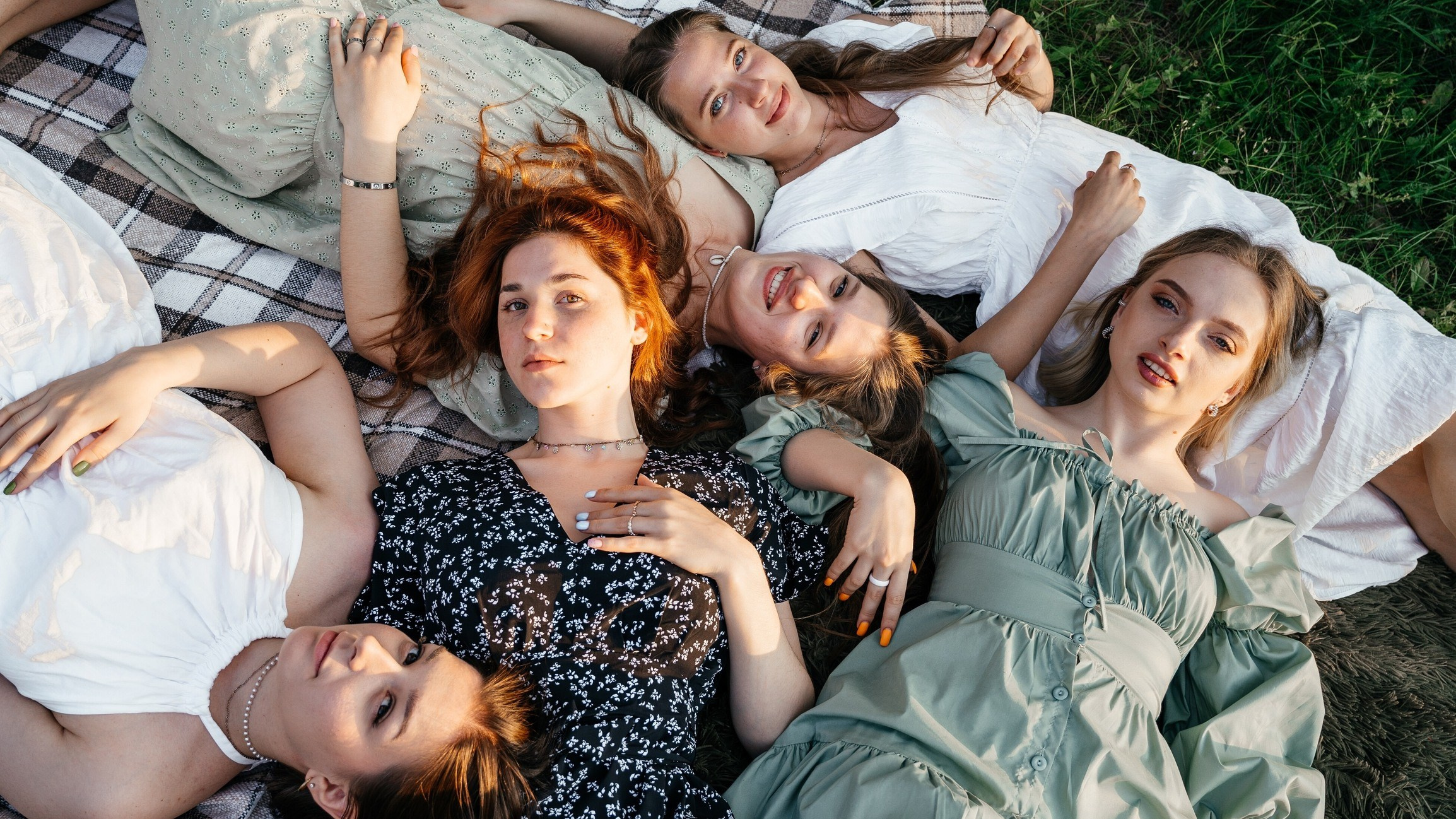 Контент съемка под ключ. Световое шоу / Москва и Мо