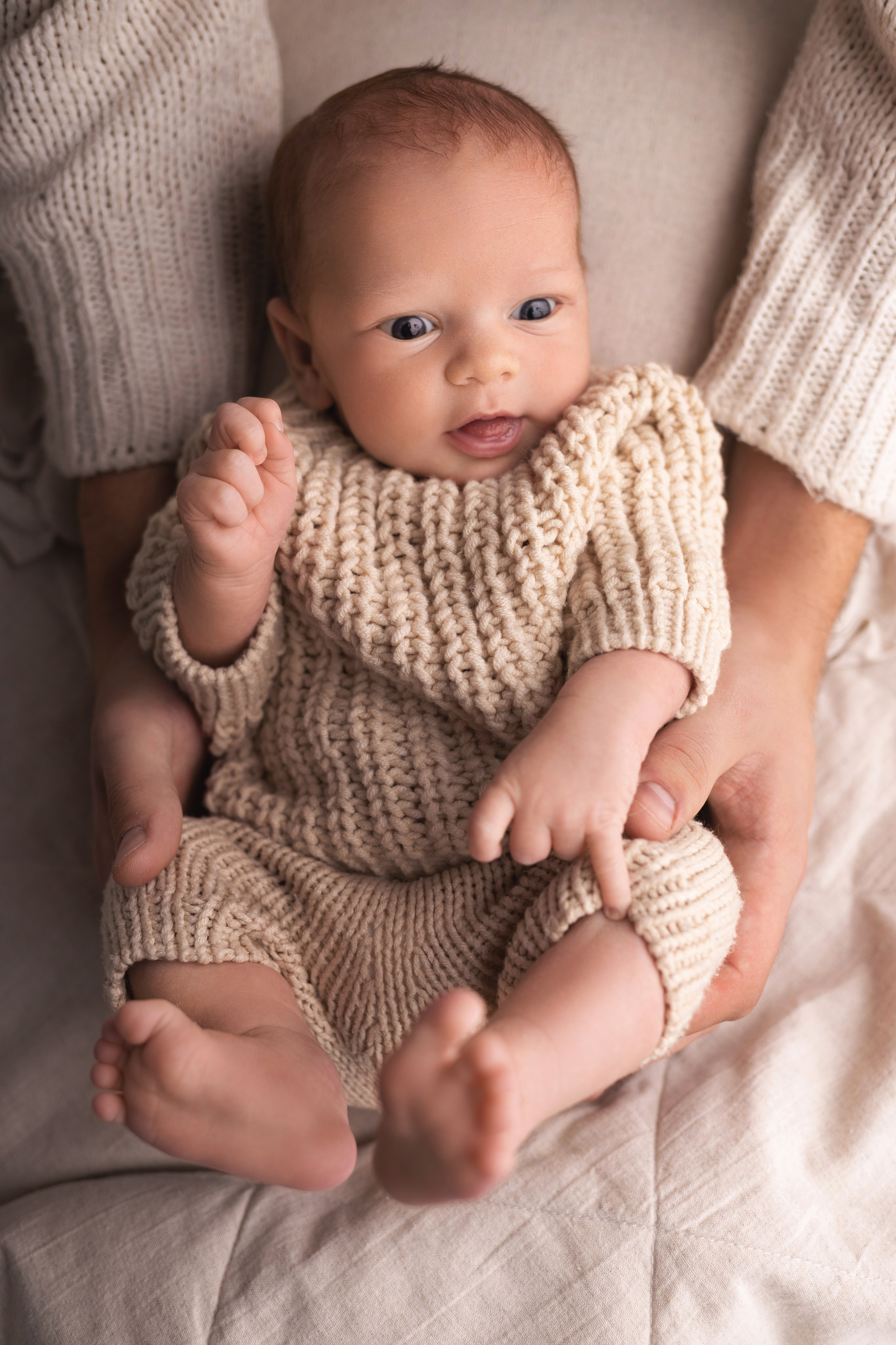 Newborn съемка в стиле Лайф. Фотограф новорожденных малышей в Омске и Омской области Эльвира Камаева