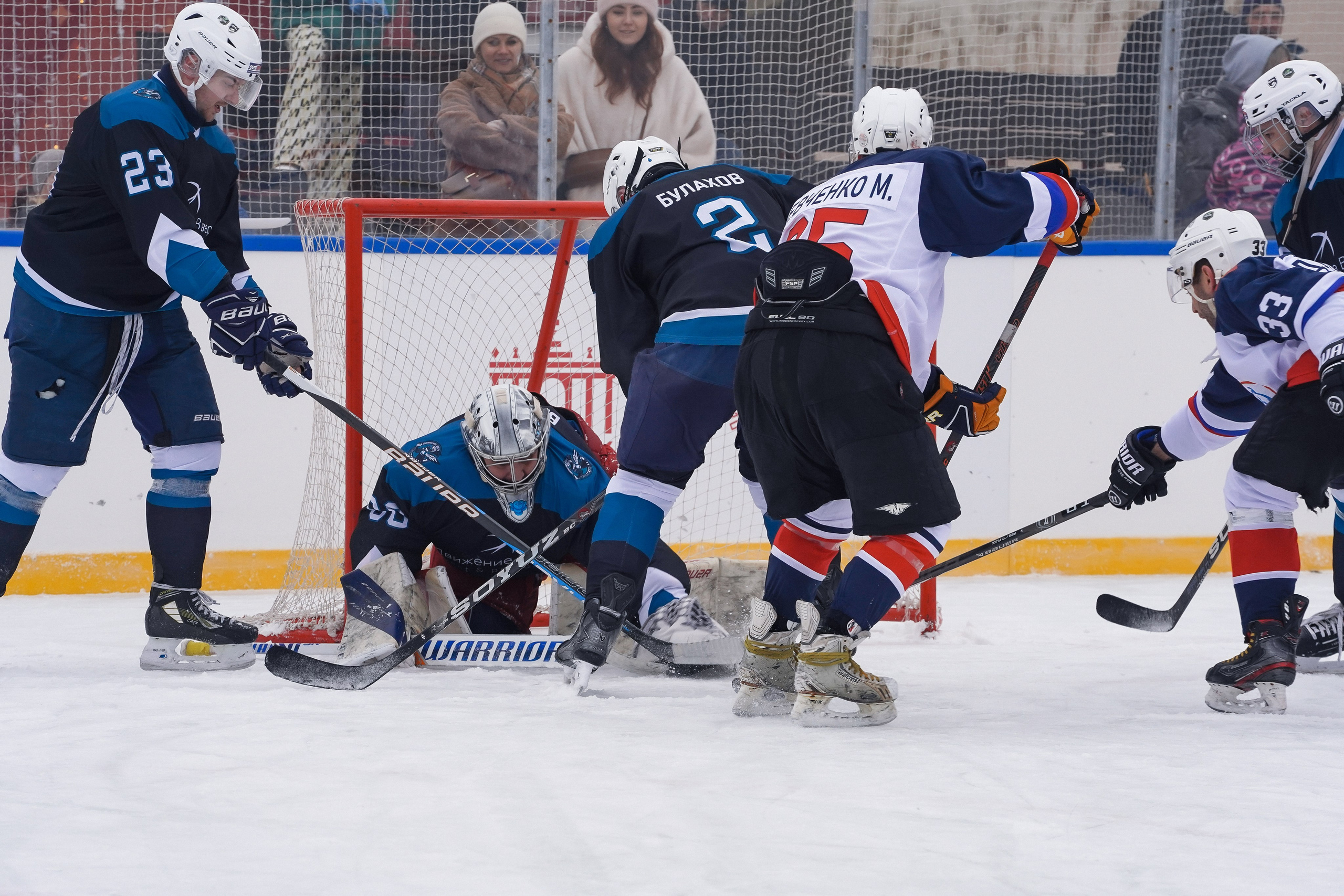 Хоккейный матч на ВДНХ. Анна, фотограф Москва, Зеленоград
