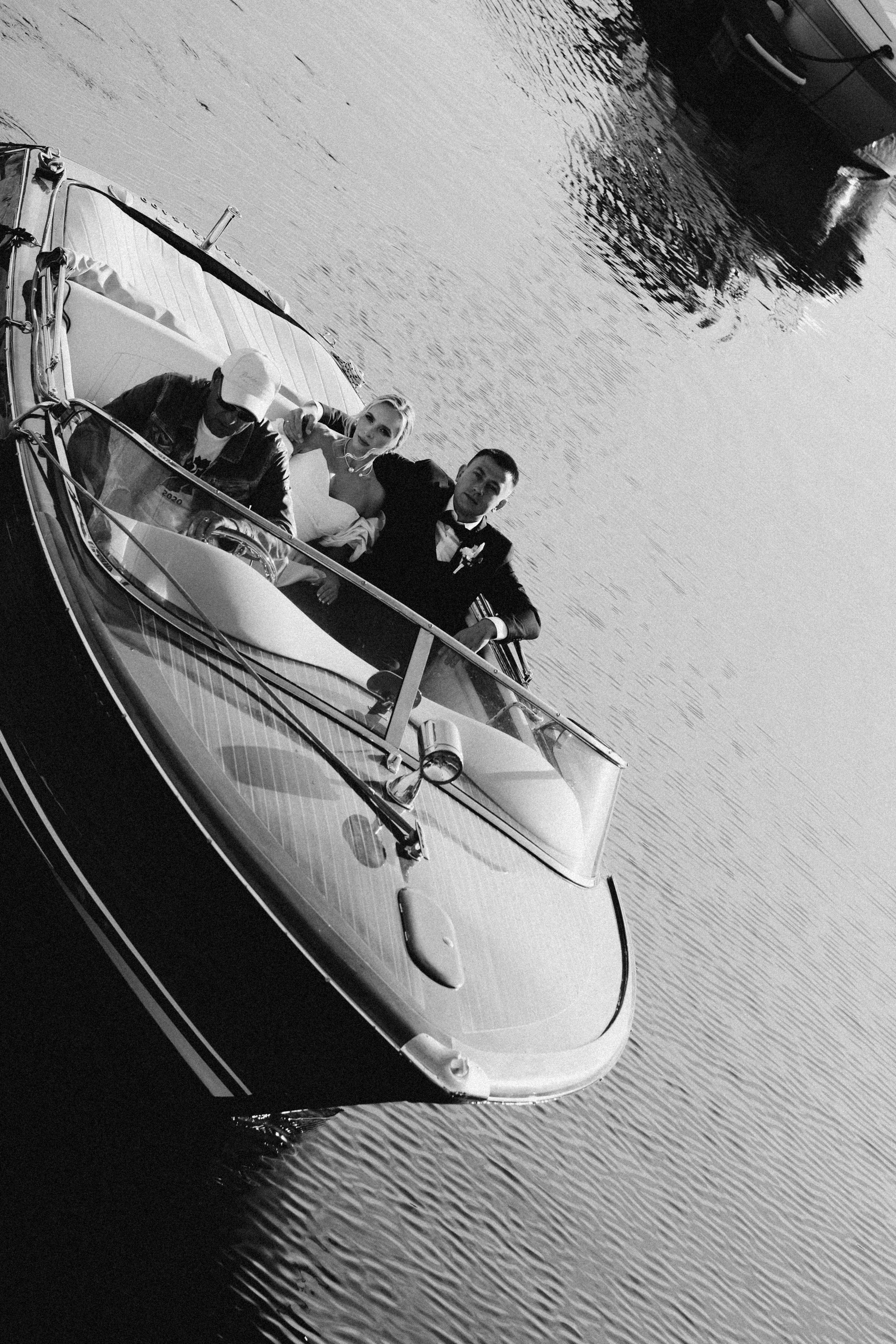 СВАДЕБГНАЯ ПРОГУЛКА ПО КАНАЛ САНКТ-ПЕТЕРБУРГА НА КАТЕРЕ. Профессиональный фотограф, Санкт-Петербург — Виктория Богомолова