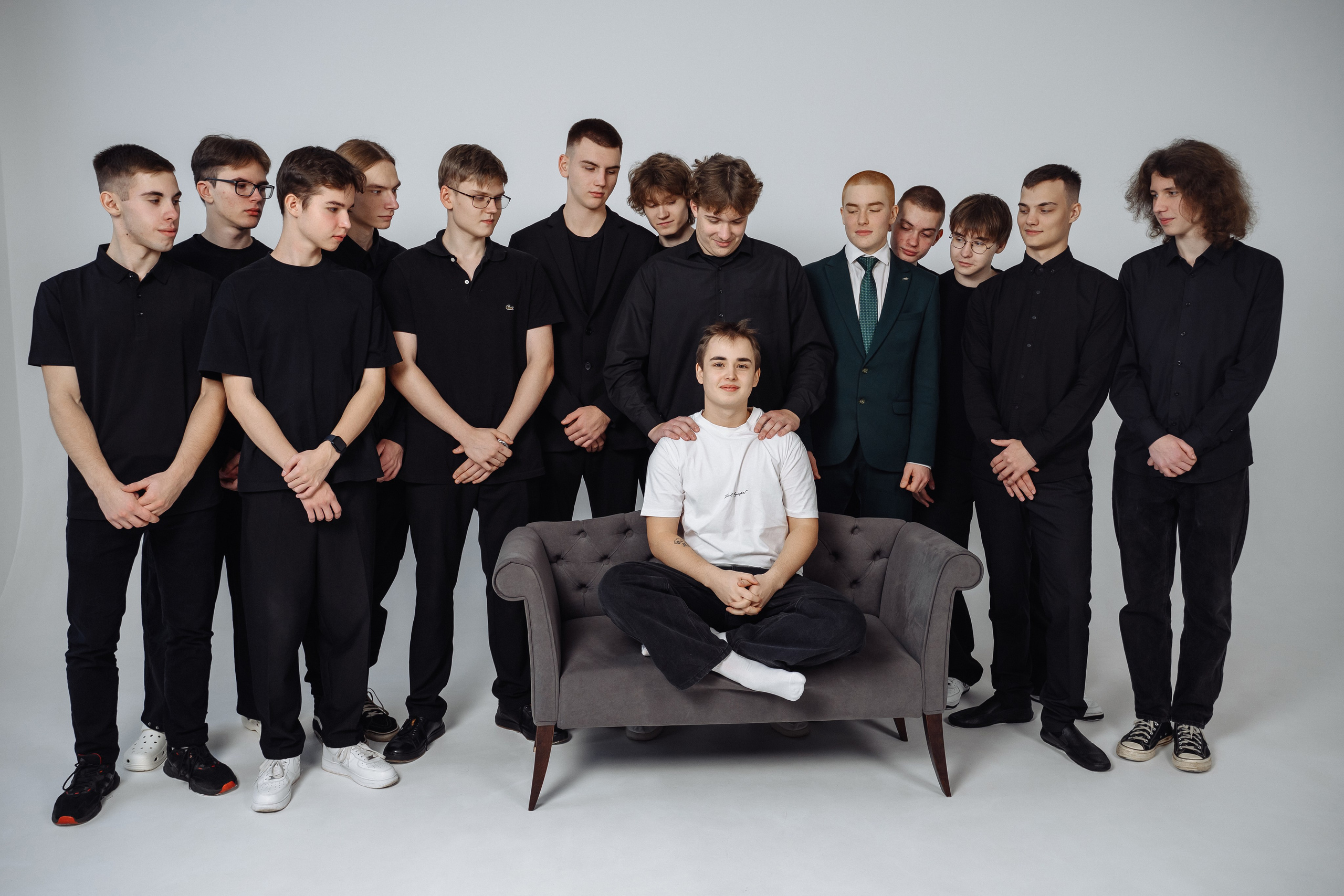 ВЫПУСКНИКИ 11 КЛАСС. МАРГАРИТА КУДРЯШОВА СВАДЕБНЫЙ И СЕМЕЙНЫЙ ФОТОГРАФ ТВЕРЬ МОСКВА