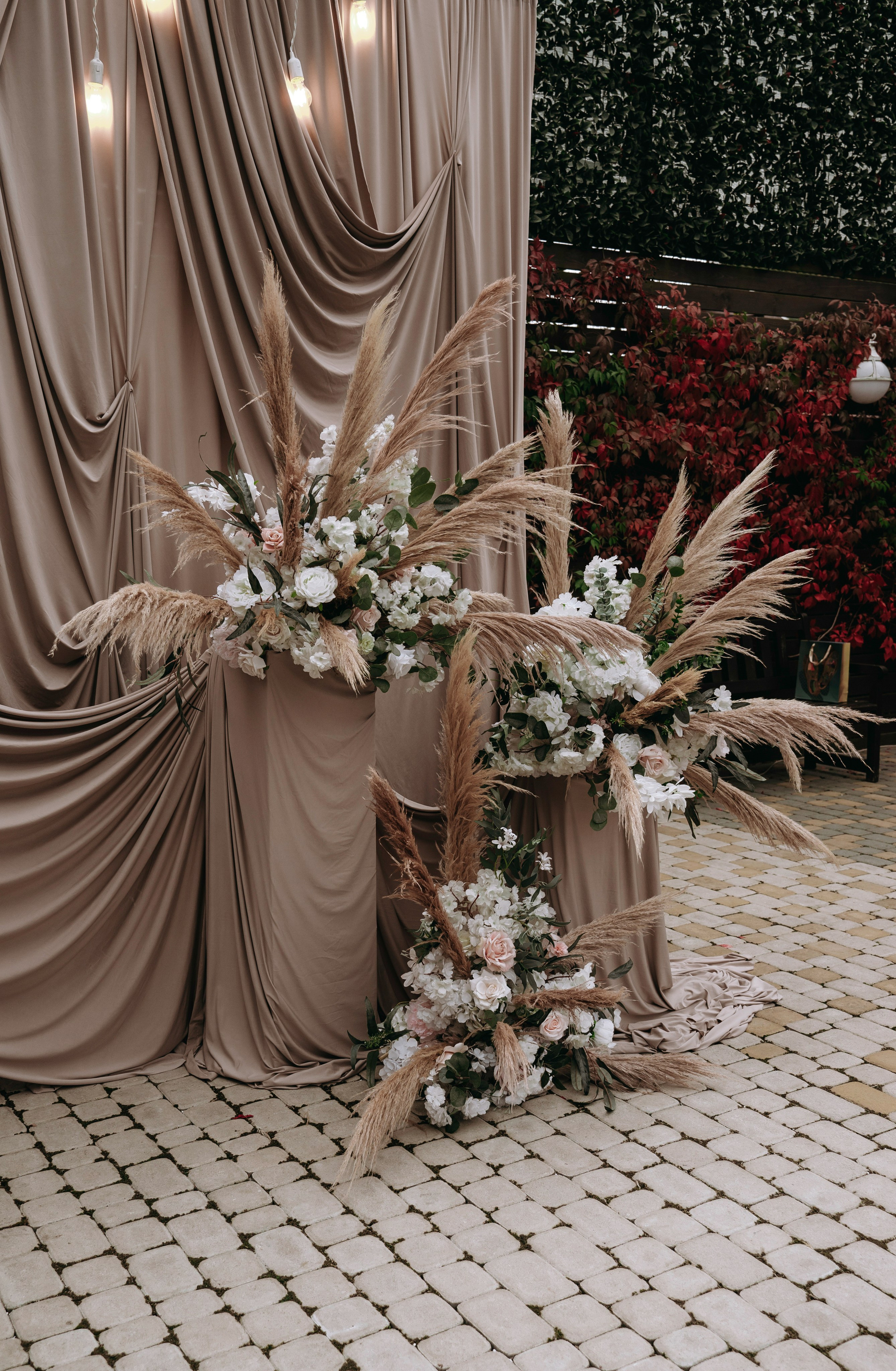 Живи, пока живется, пока бушует кровь. Свадебный фотограф в Минске Вадим Бурчик