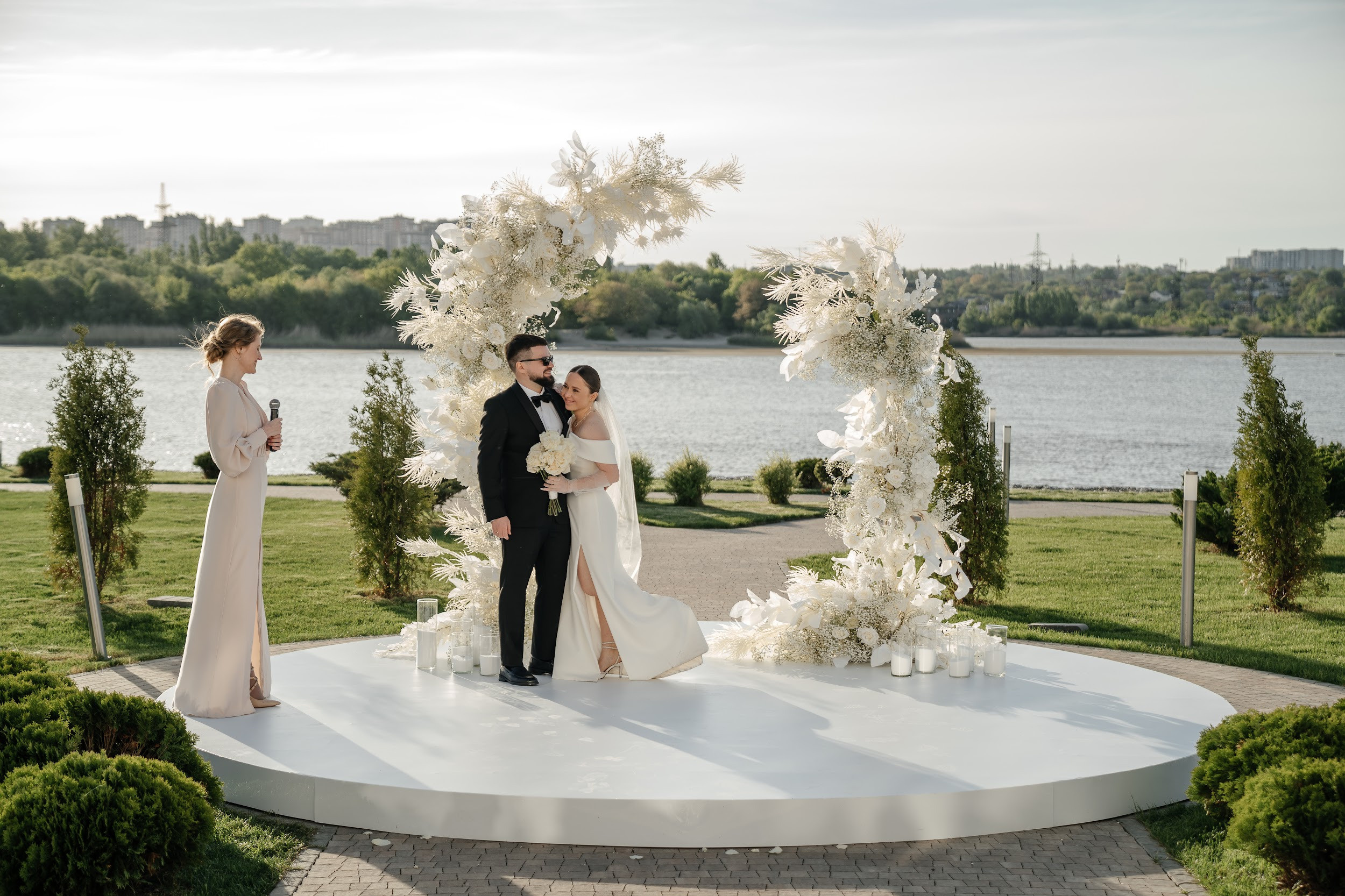 Бело-зеленая свадьба в Усадьбе Ростов-на-Дону| Организатор Event-агентство «До Мурашек». Свадебное и event агентство До Мурашек Ростов-на-Дону