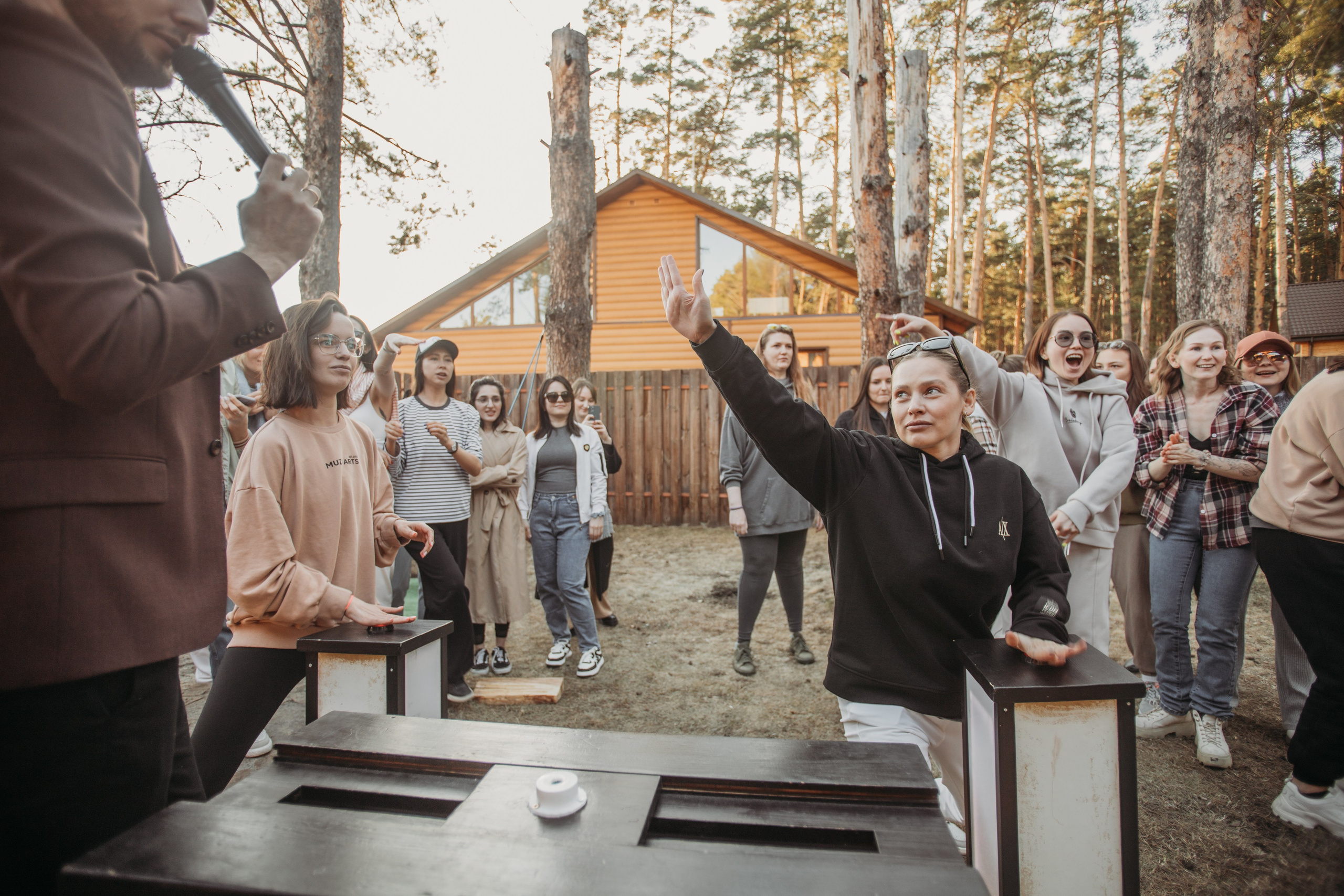 Корпоратив Muza_Arts. Венера Гайн. Репортажный фотограф  Тюмень. Обучение фотографии с 0