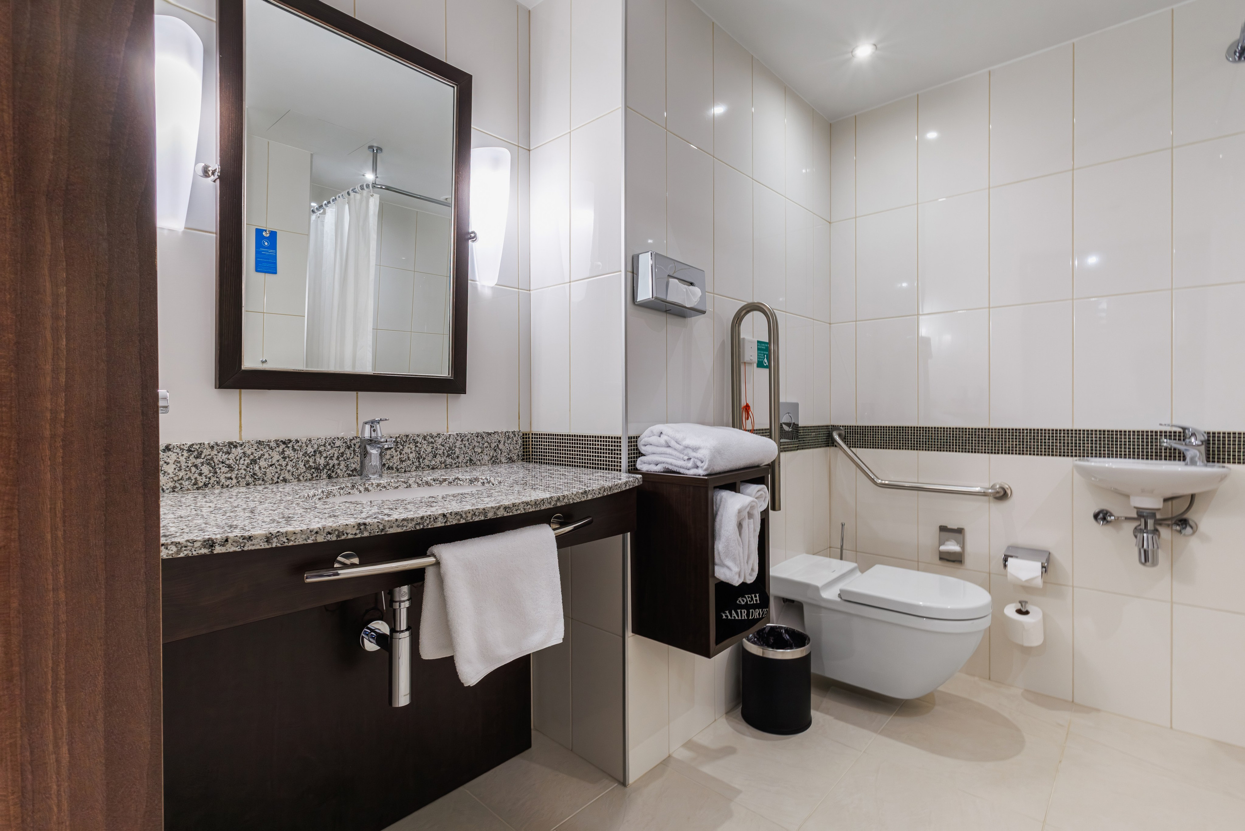 Hampton by Hilton Saint Petersburg ExpoForum 3*. Коммерческий фотограф в Санкт-Петербурге | Фуд, интерьерная и рекламная съемка | Влад Жолудев