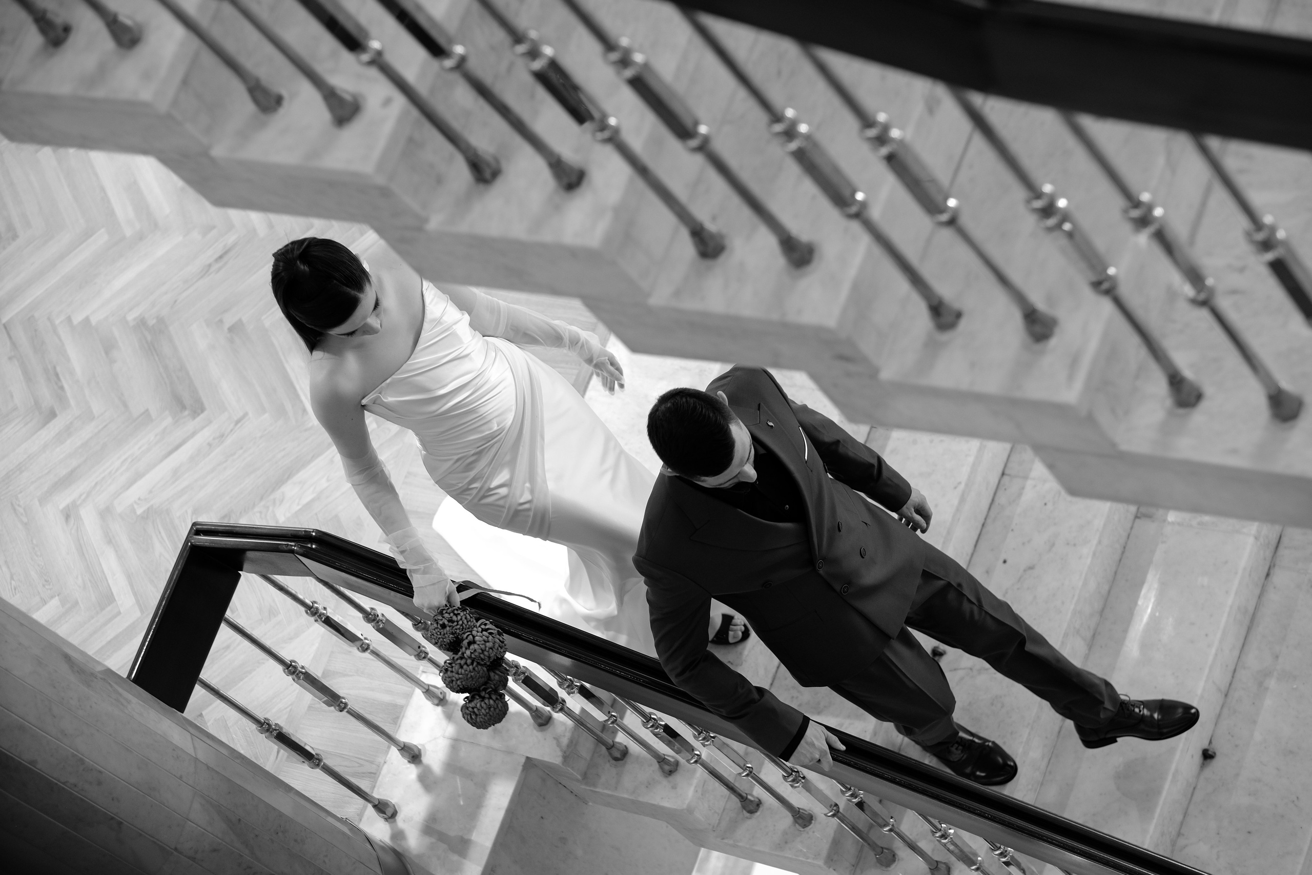 Свадебная фотосессия в театре драмы имени Наума Орлова. Свадебный фотограф в Челябинске Сырчикова Наталья