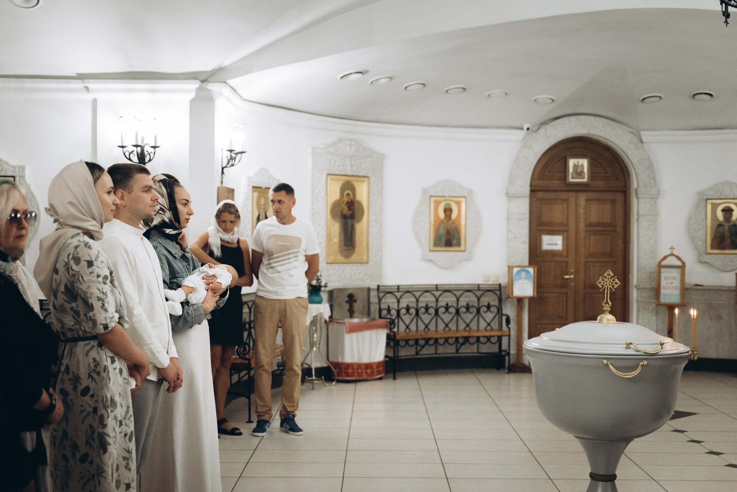 Крещение Максима (Криптовый храм в честь собора Новомучеников). Семейный фотограф в Минске Дарья Дреко