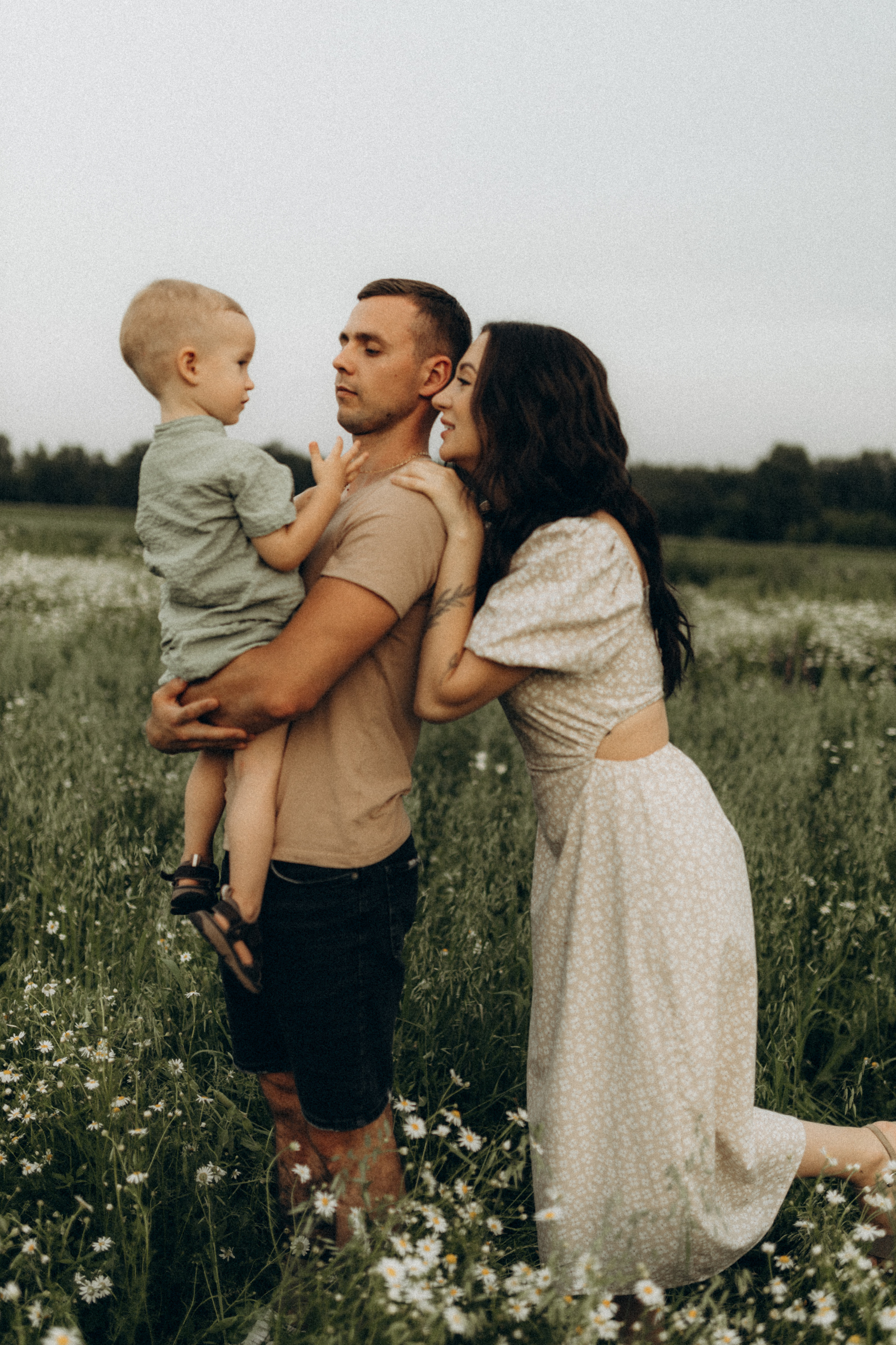 Семейная съёмка в ромашках. Фотограф НОГИНСК, Москва, Анастасия Белая