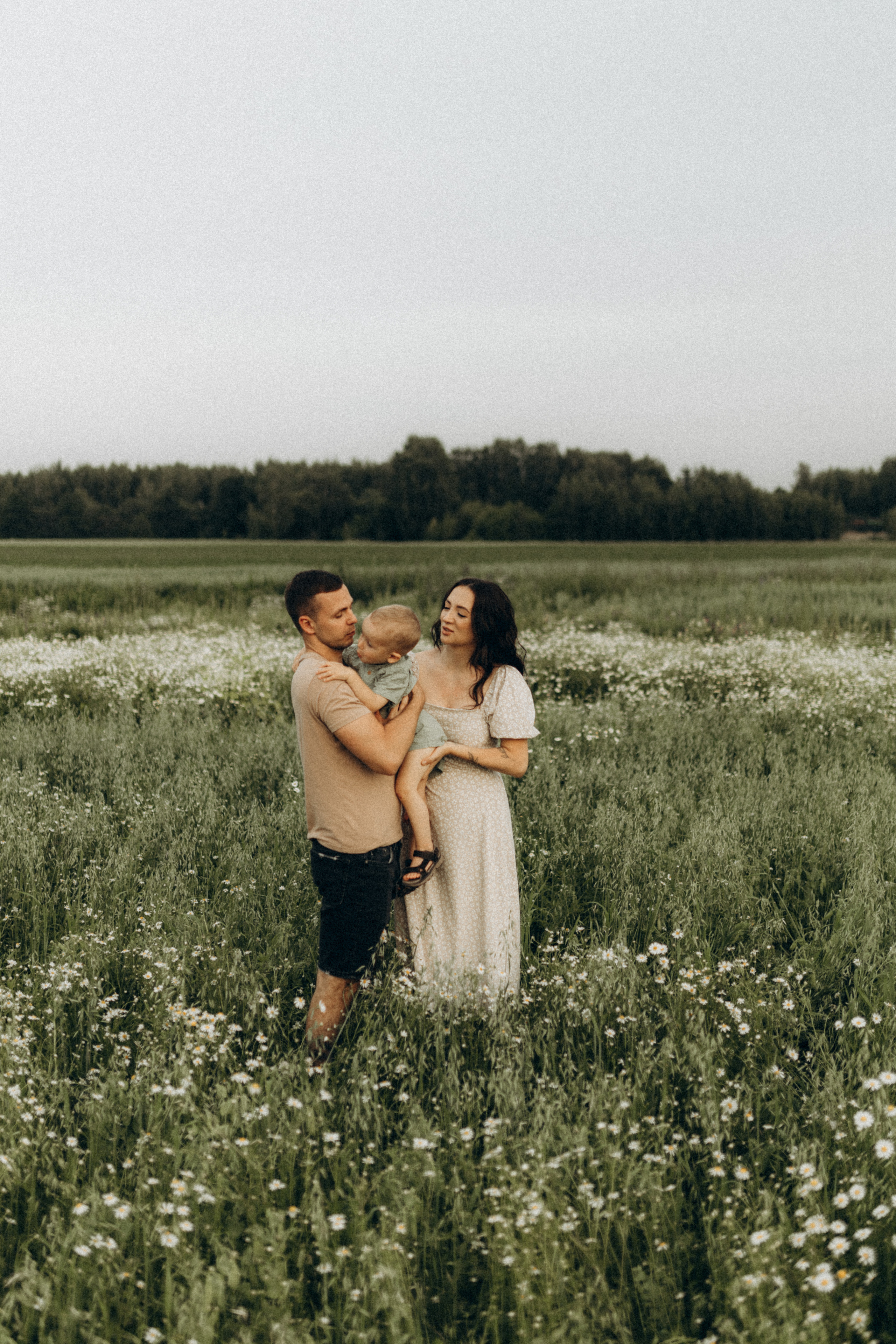Семейная съёмка в ромашках. Фотограф НОГИНСК, Москва, Анастасия Белая