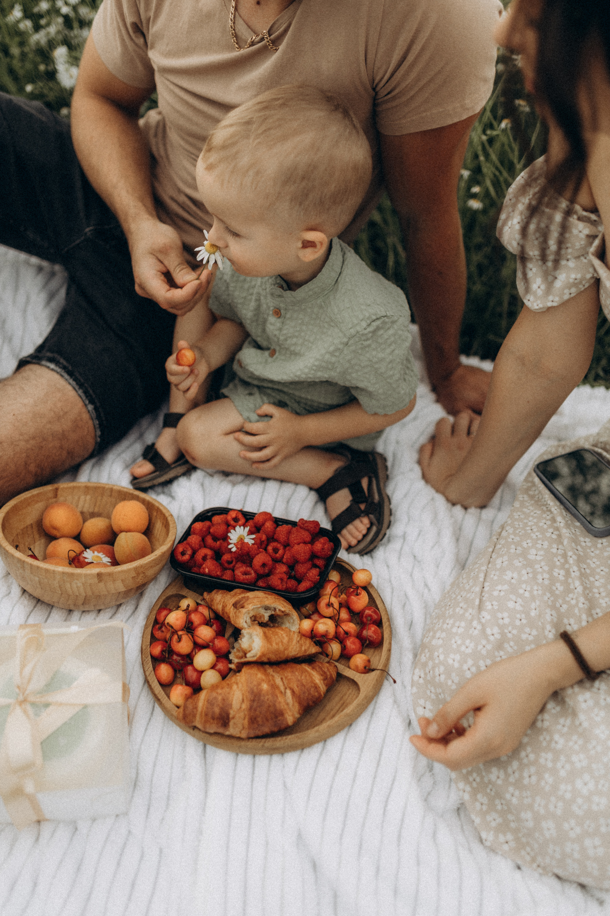 Семейная съёмка в ромашках. Фотограф НОГИНСК, Москва, Анастасия Белая