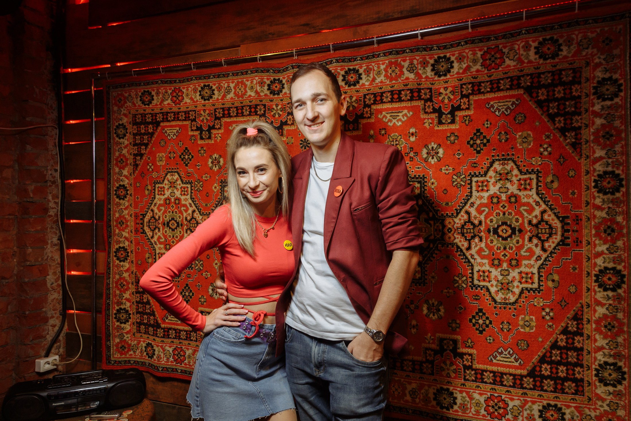 День рождения Кати в стиле 90-00х. Событийный фотограф Максим Бескоровайновнов