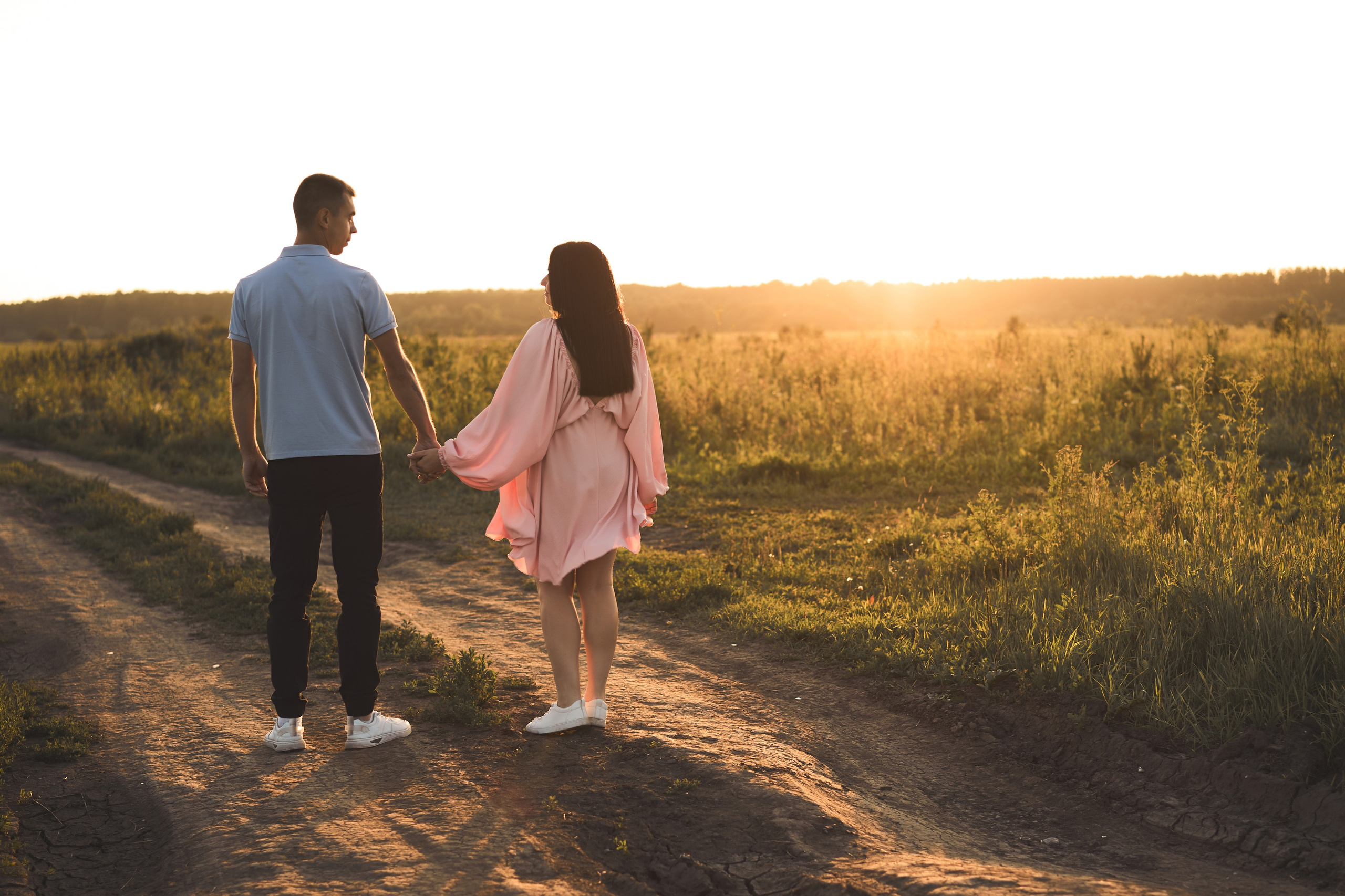 Семейная фотосессия беременность на закате. Фотограф Екатеринбург Кокшарова Александра