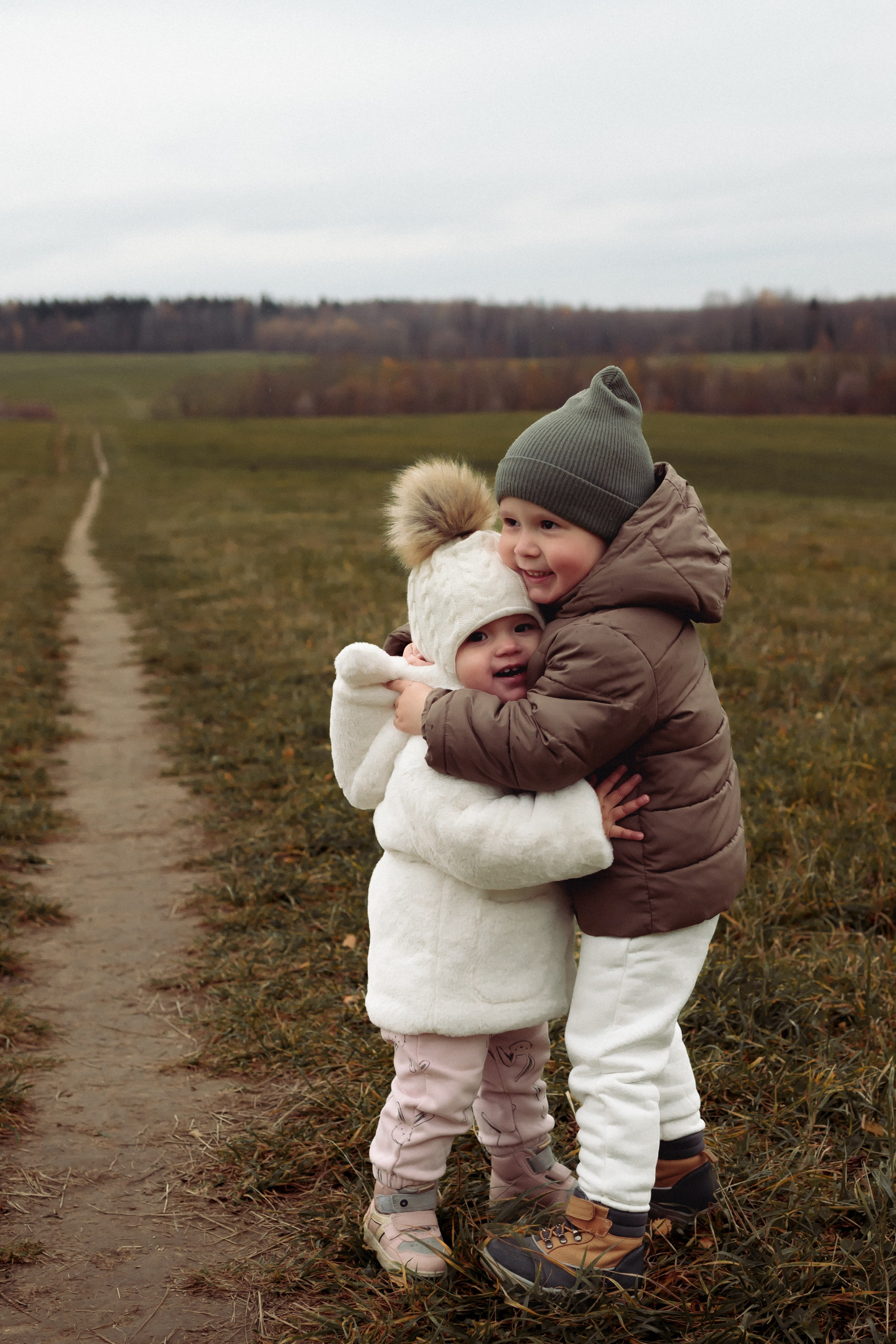 Осень, поле, дети. ФОТОГРАФ | Сыктывкар