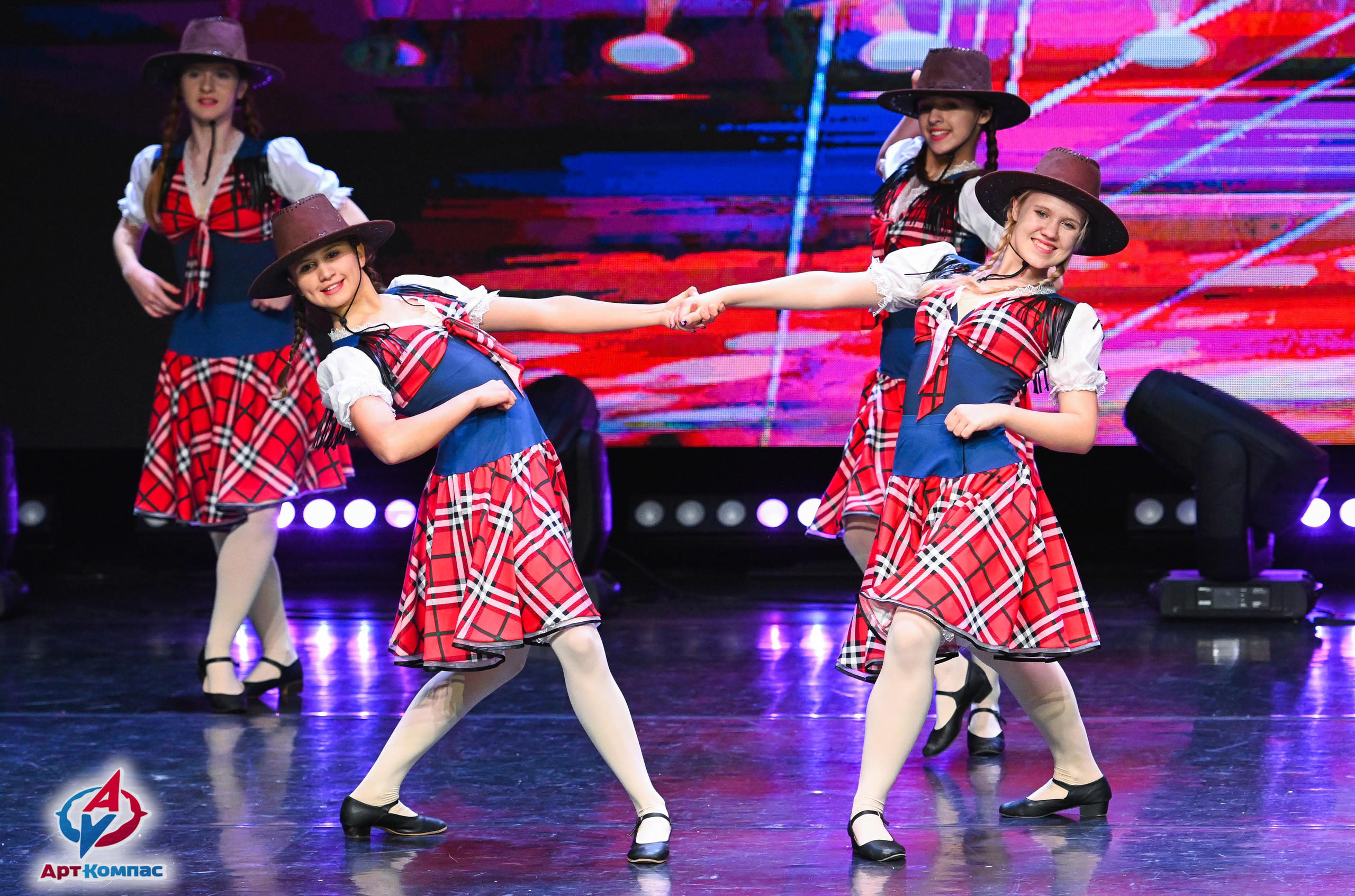 08.12.2025 Всероссийский конкурс хореографического искусства «Призвание Артист» г. Светлогорск. Медиастудия Фото Концепт