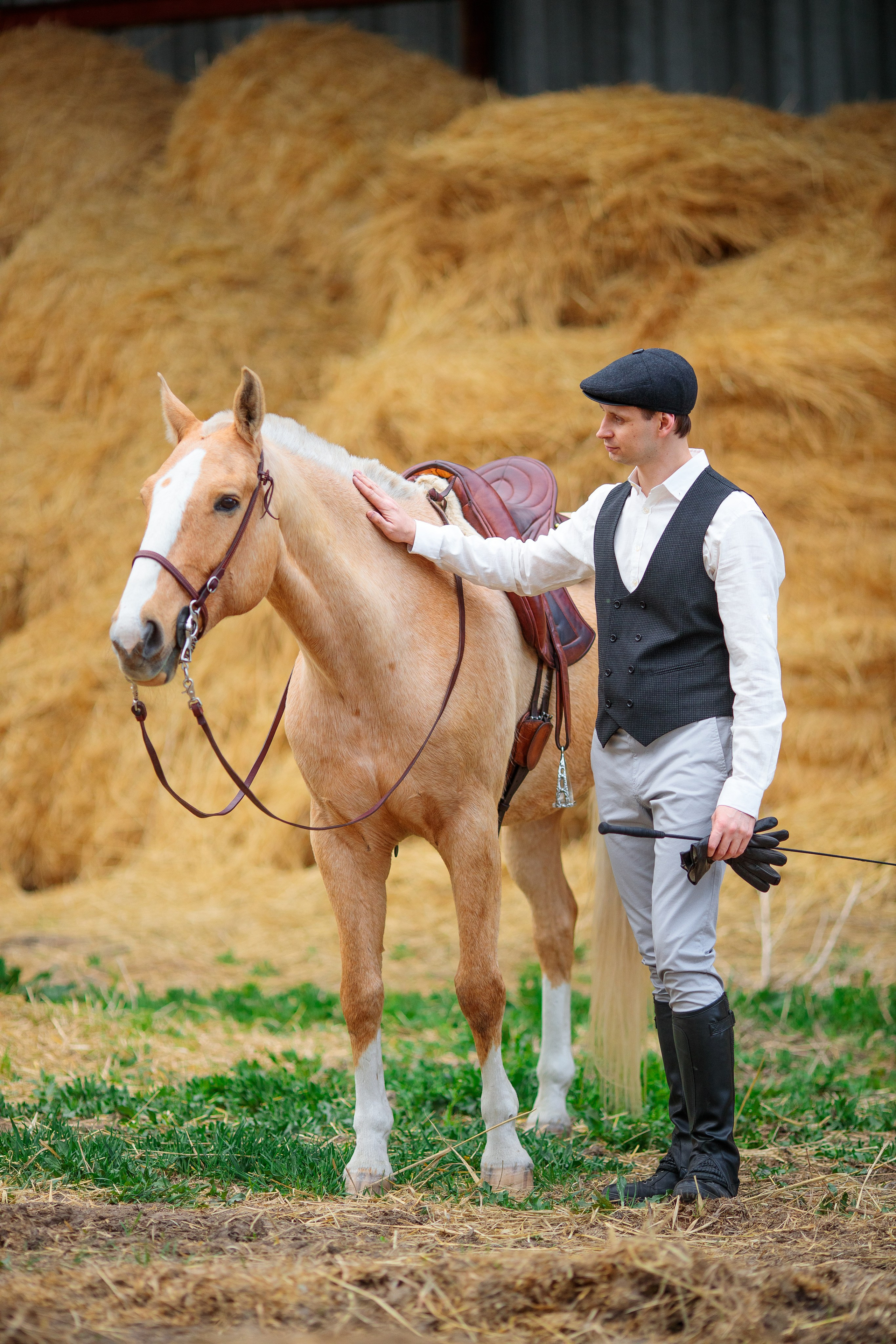LoveStory с лошадью в Алматы. Свадебный и семейный фотограф в Алматы Алексей Балышев