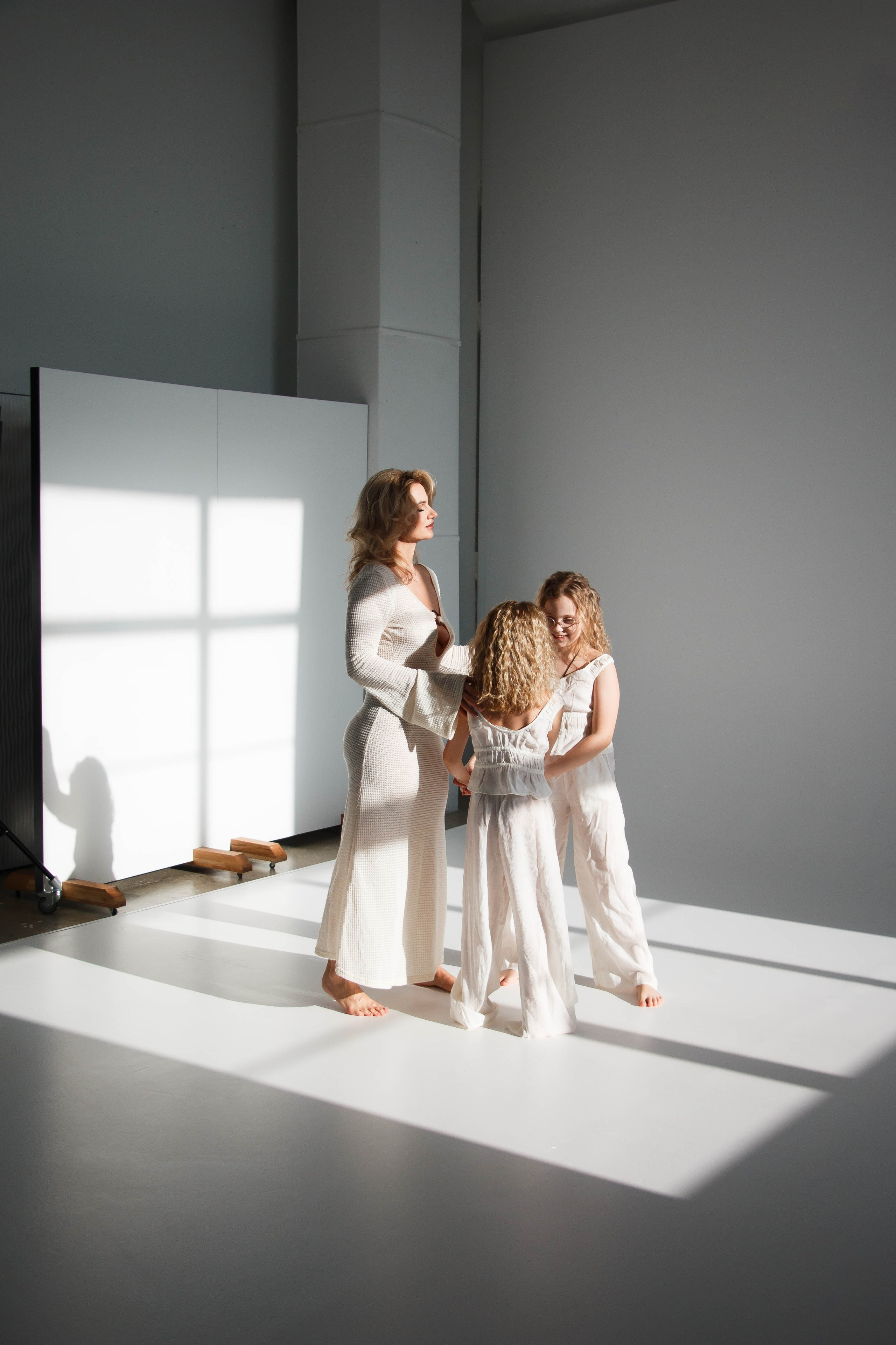 MARYNA & NIKOLETTA & ALISA. Бережно сохраняю ваши чувства и истории на своих фотографиях