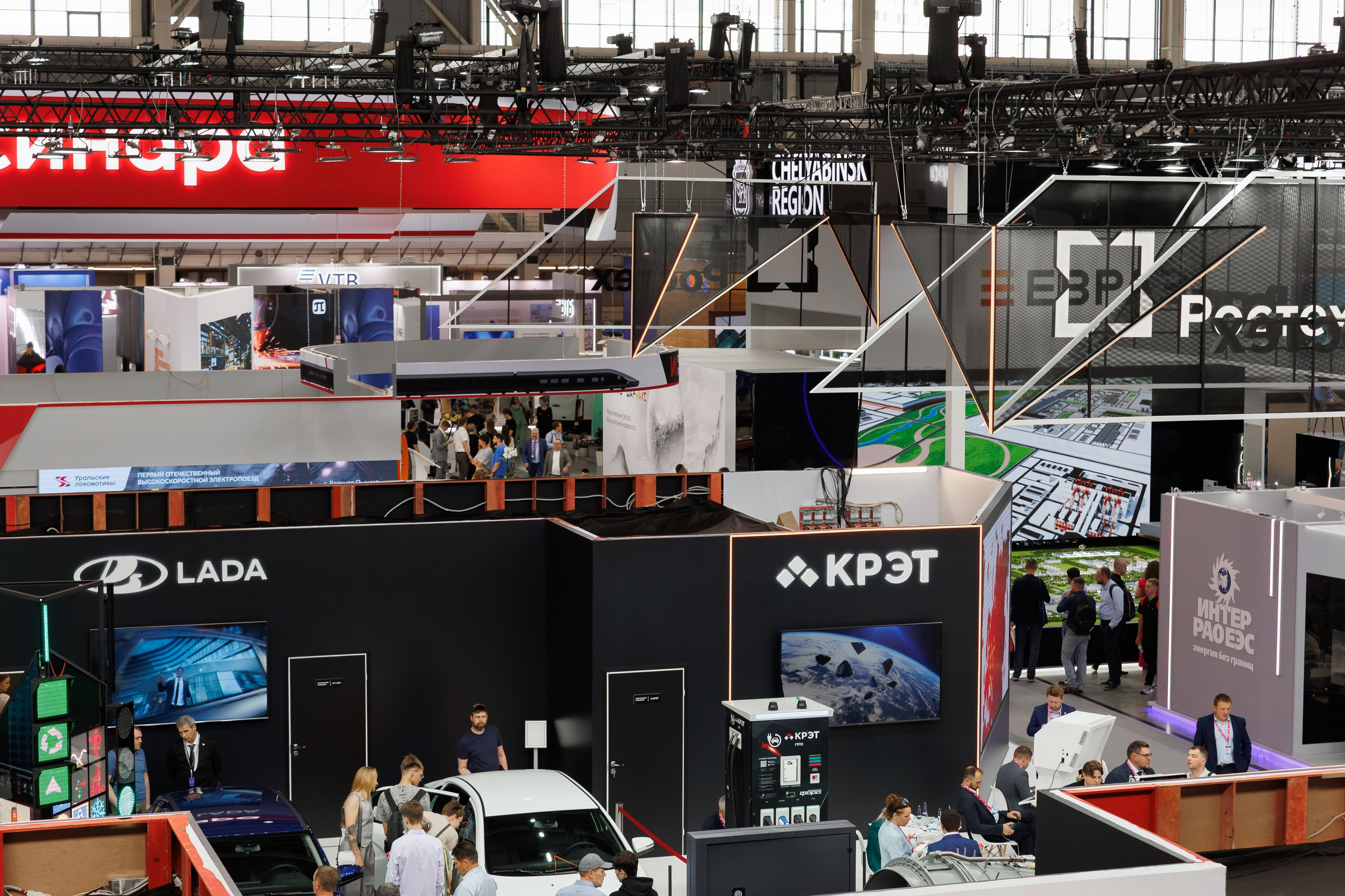 Иннопром '25. Фотограф в Екатеринбурге Андрей Медведко