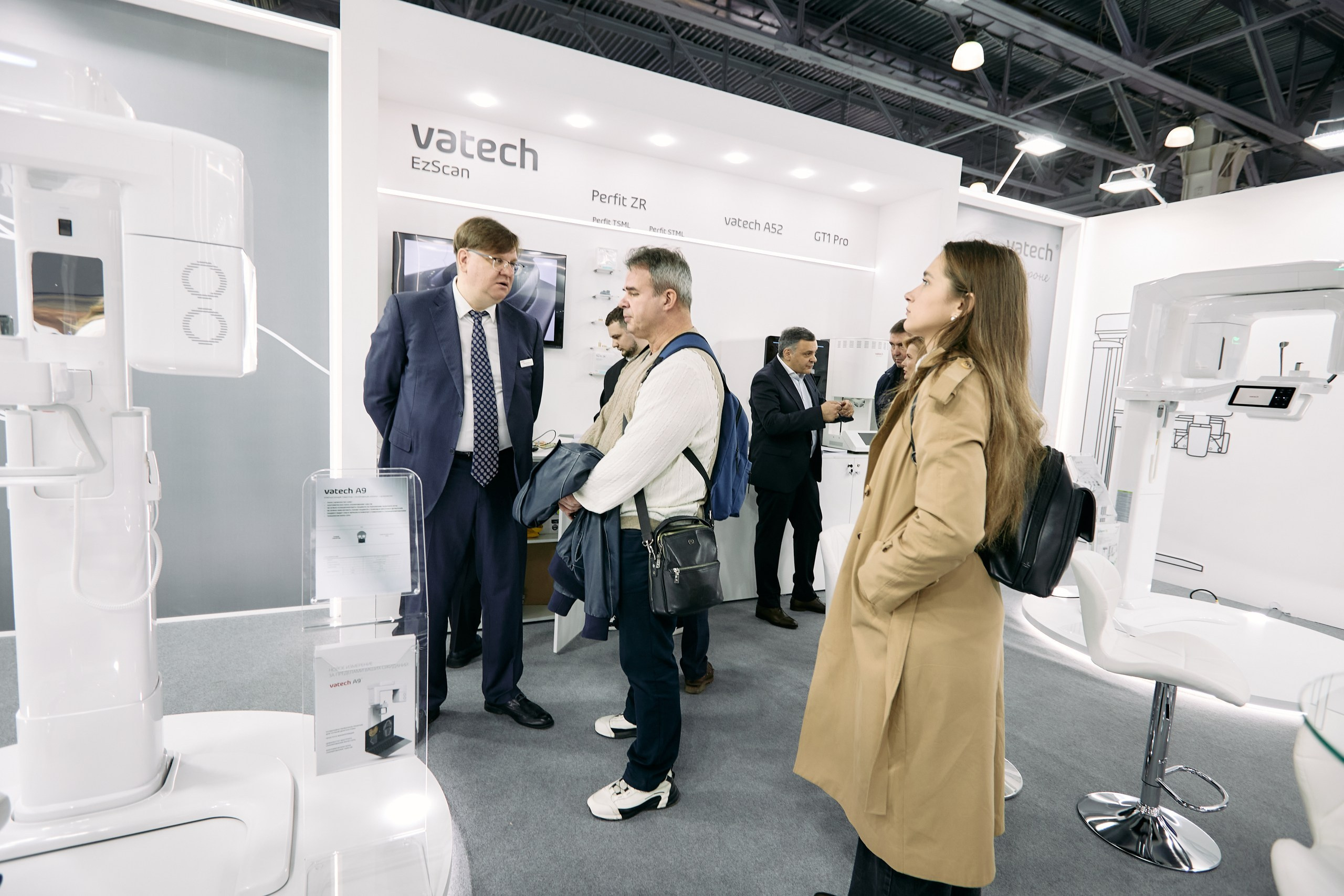 Дентал Салон 2026: Vatech. Свадебный и репортажный фотограф Дмитрий Кононенко