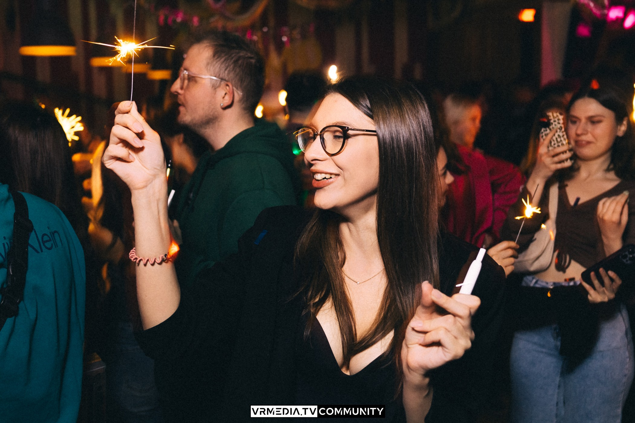 Бар «Cosmo»: Прощальная вечеринка