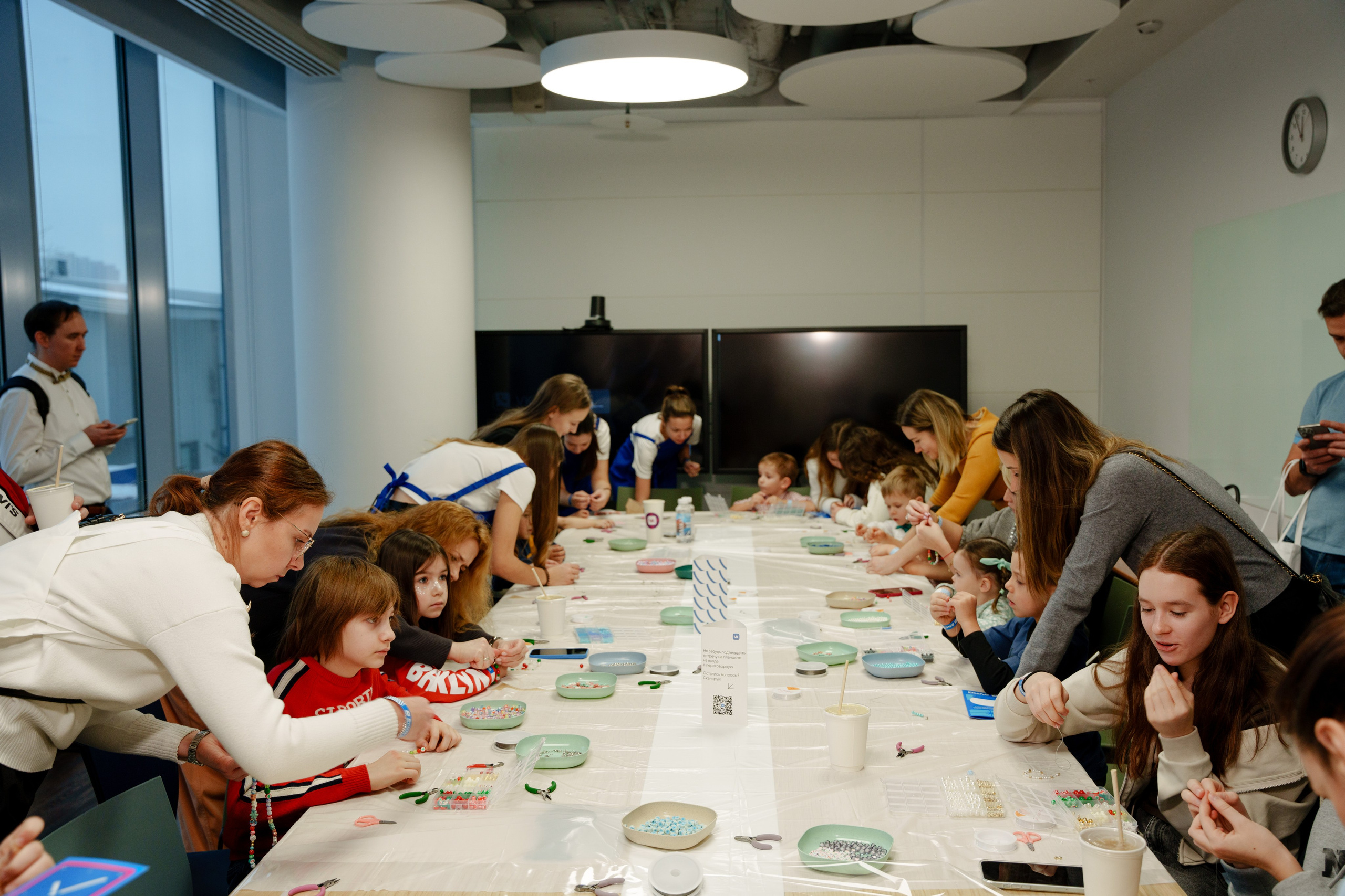 Репортажный фотограф VK Елка. Репортажный фотограф Москва Сергей Дружинин