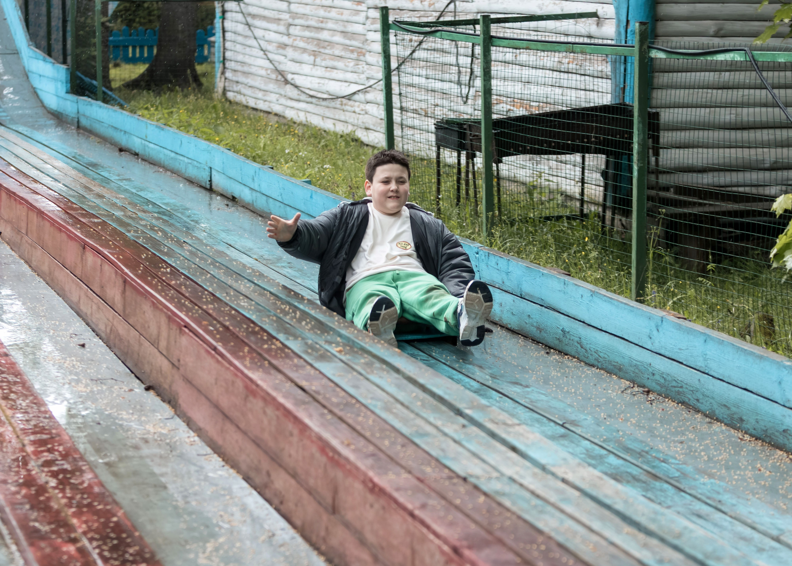 После уроков — в лето! Выпускной 4 класса в парке. Школьный фотограф и выпускные альбомы | SHKOLBook