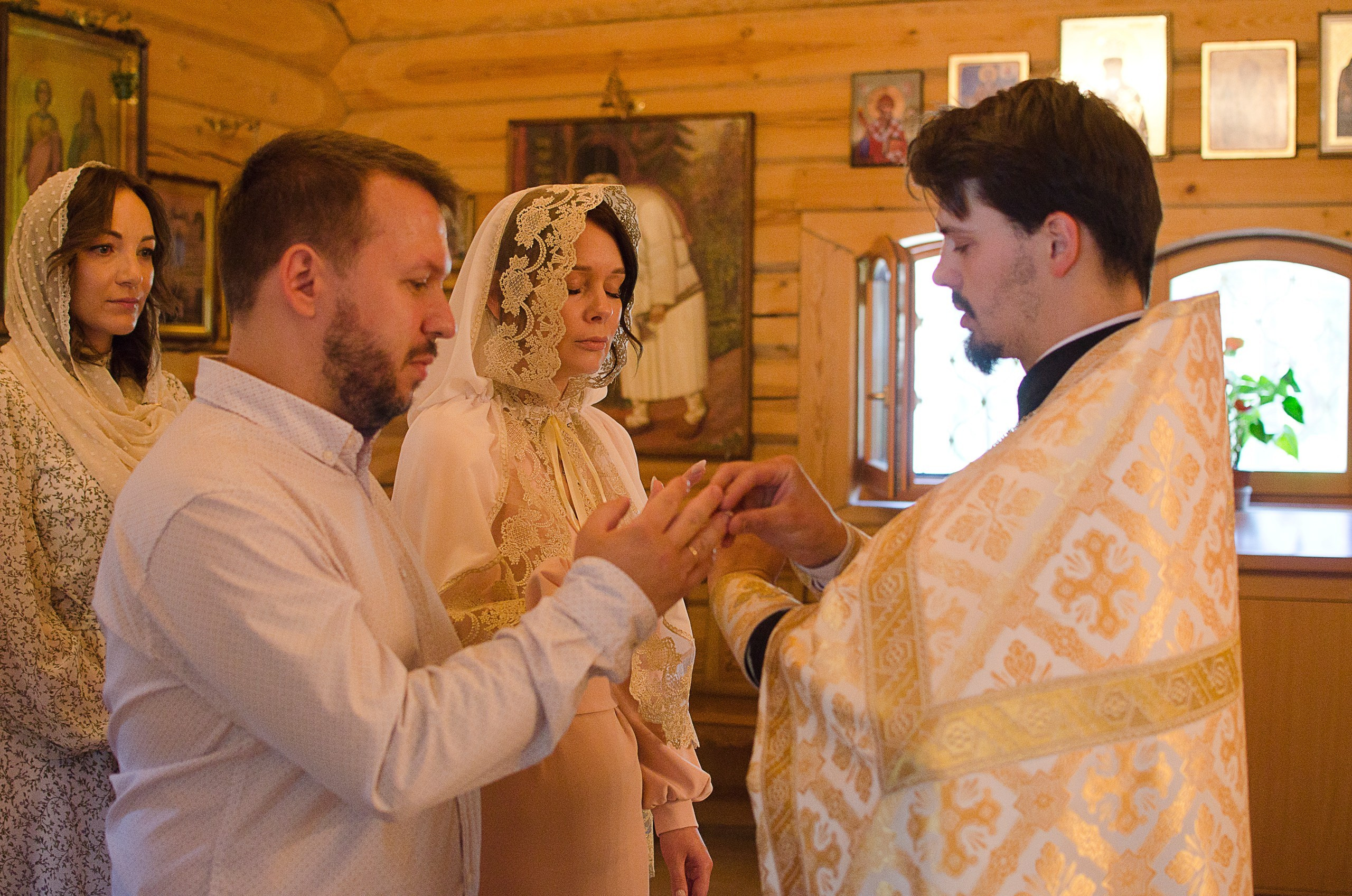 Венчание, таинство венчания. Семейный и детский фотограф в Санкт-Петербурге Баландина Татьяна