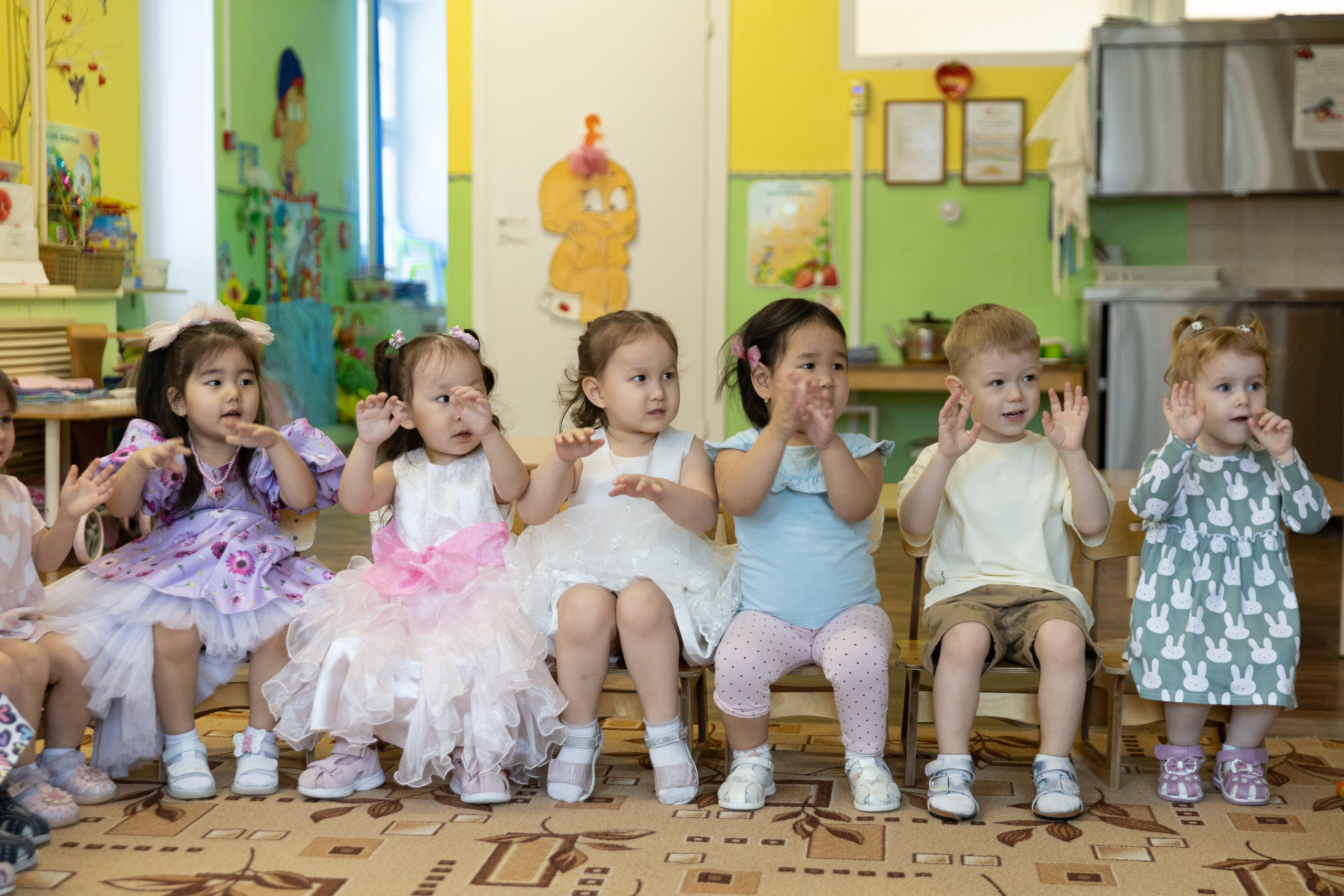 Младшие и средние группы. Литовкина Анастасия фотограф, выпускные альбомы г. Мирный