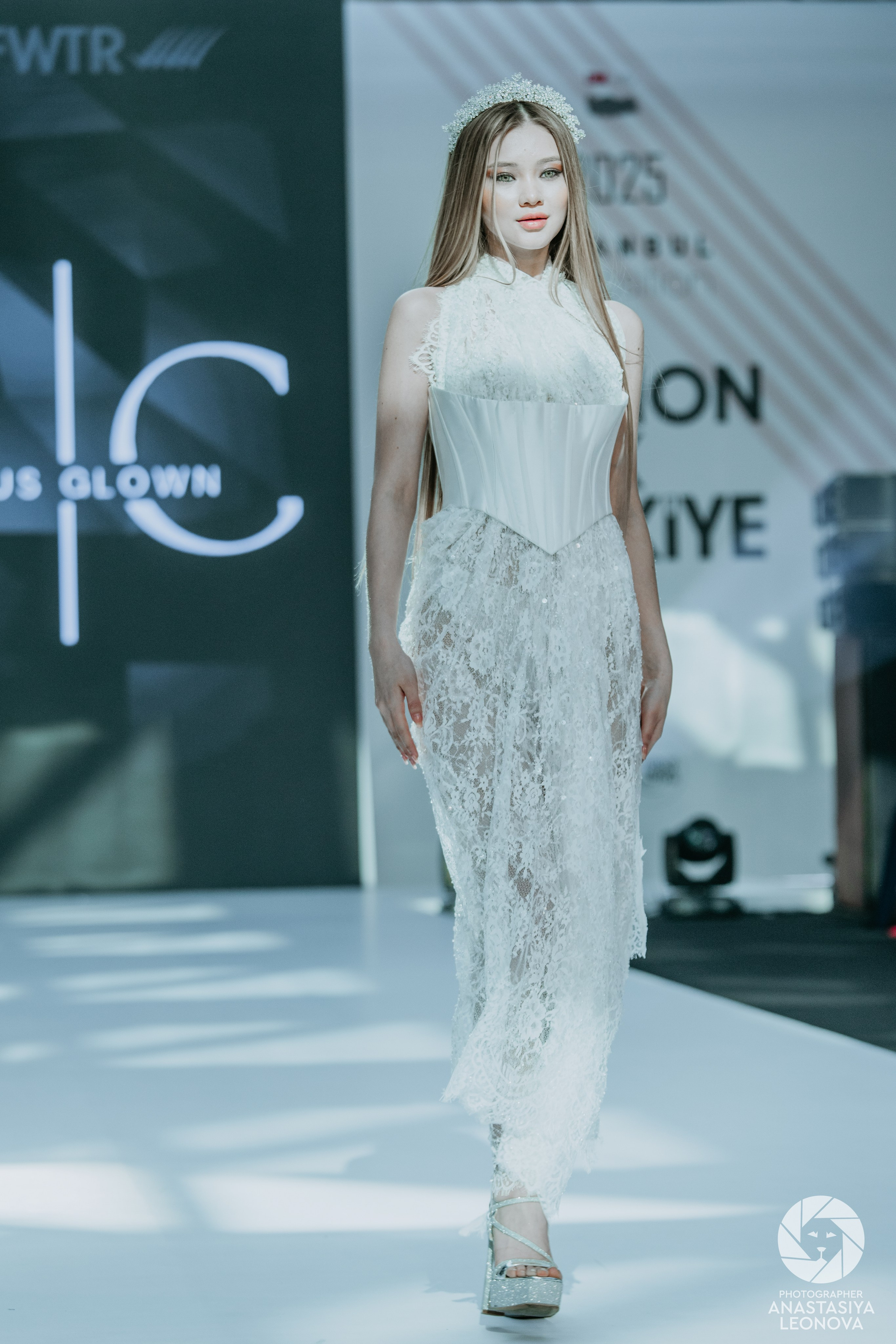 Fashion Week Türkiye [spring, 2025]. Anastasia Leonowa