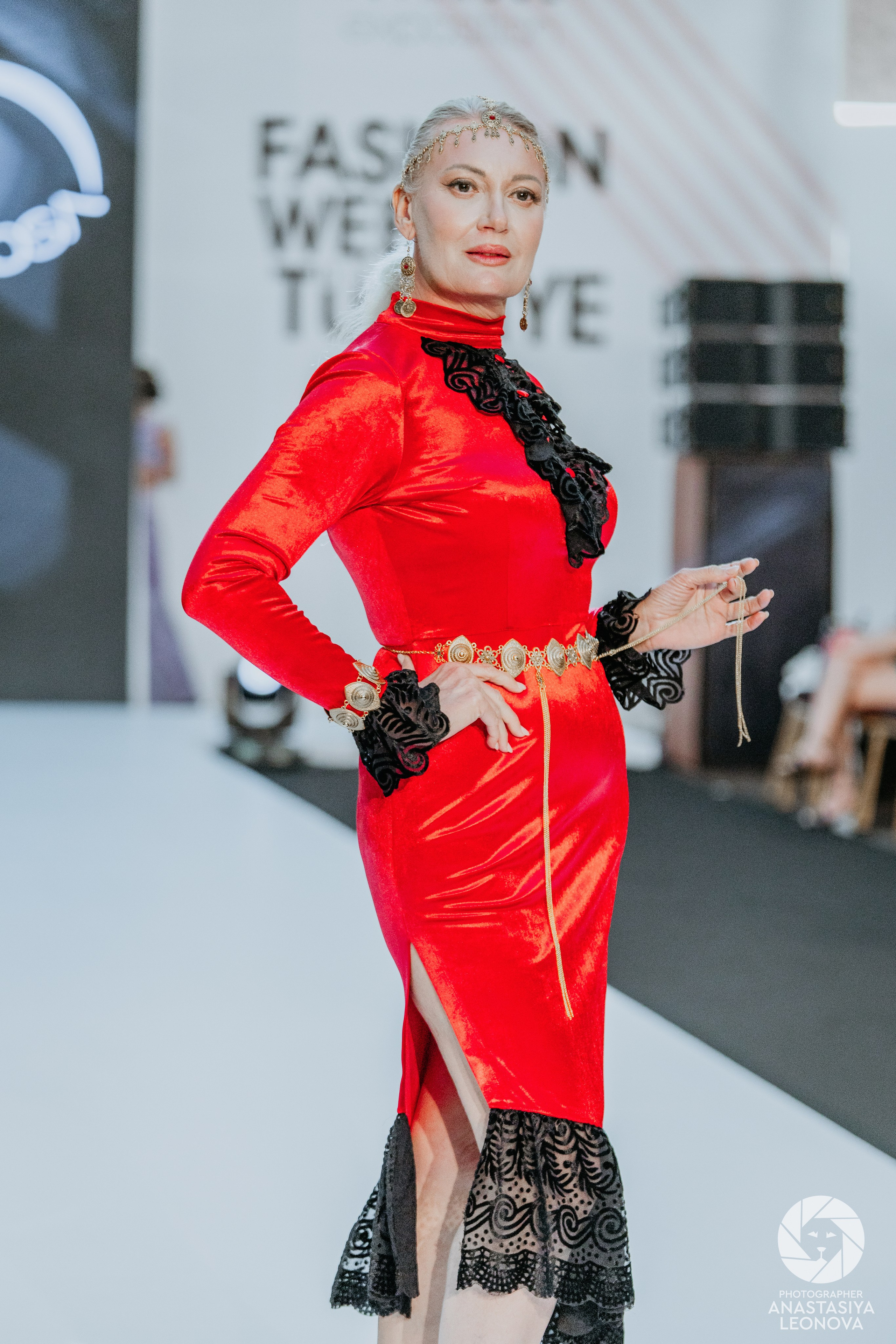 Fashion Week Türkiye [spring, 2025]. Anastasia Leonowa