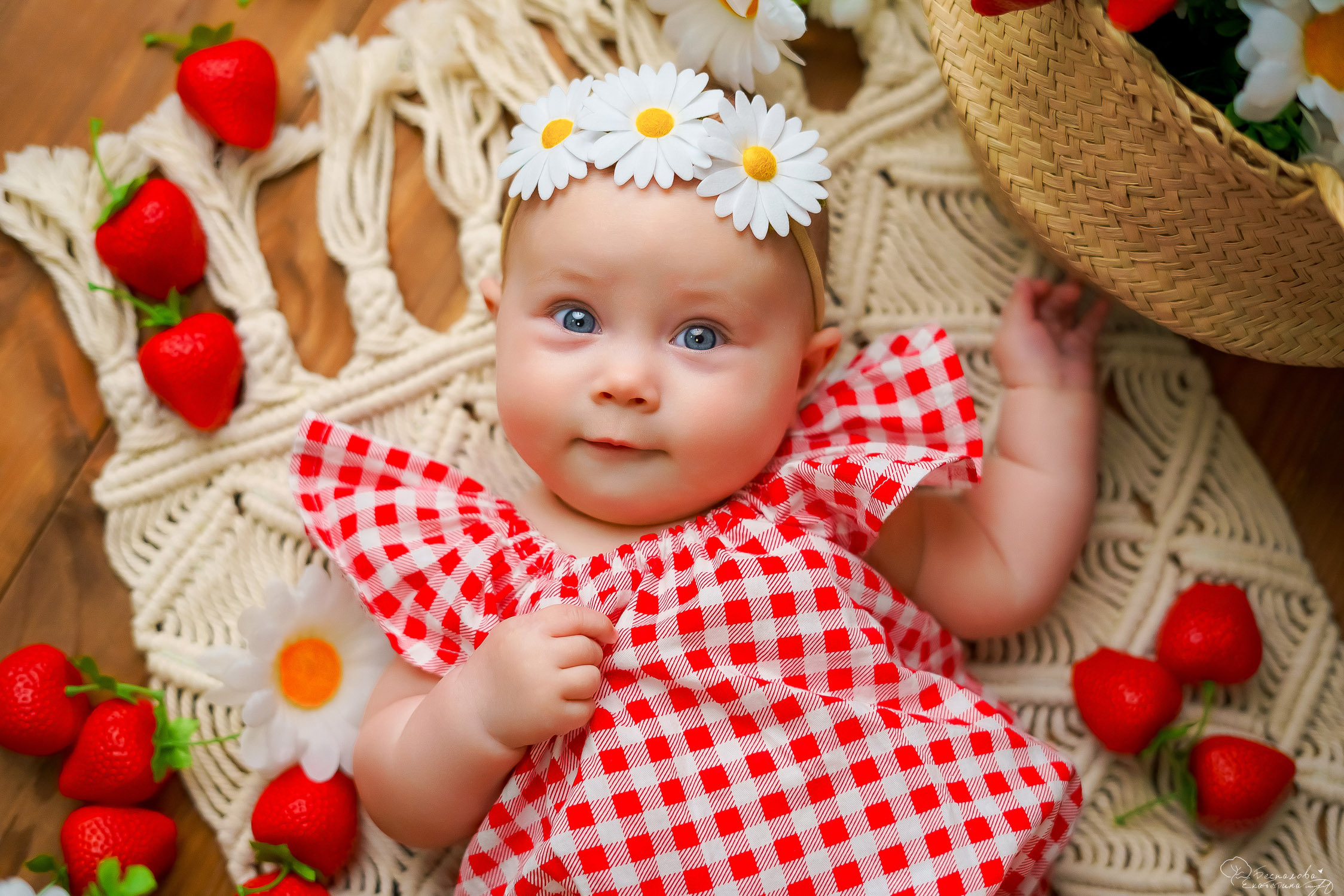 Ягоды. Фотограф новорожденных в г. Павлово Беспалова Екатерина