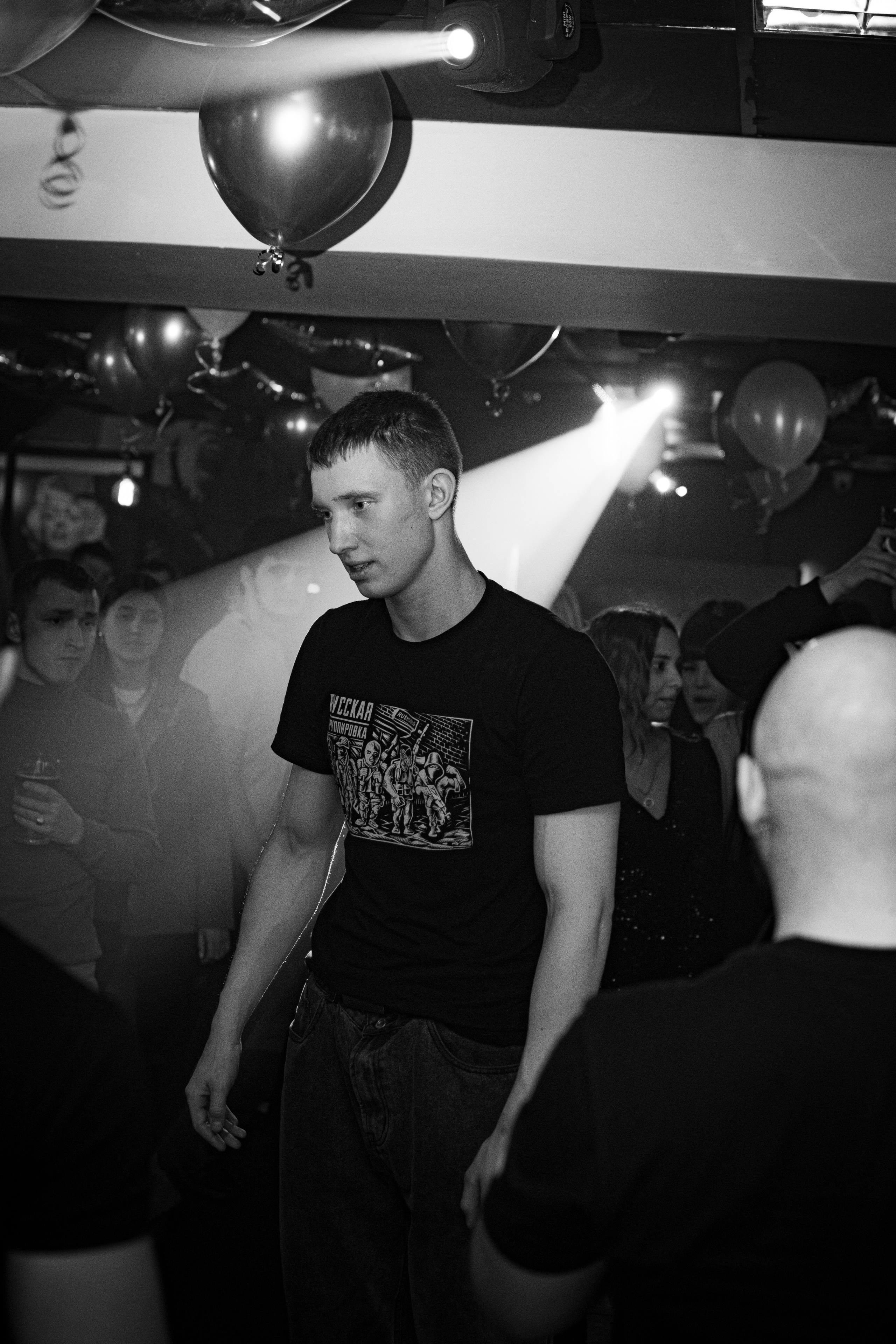 HOLLYWOOD / 6 YEARS. Photokarish